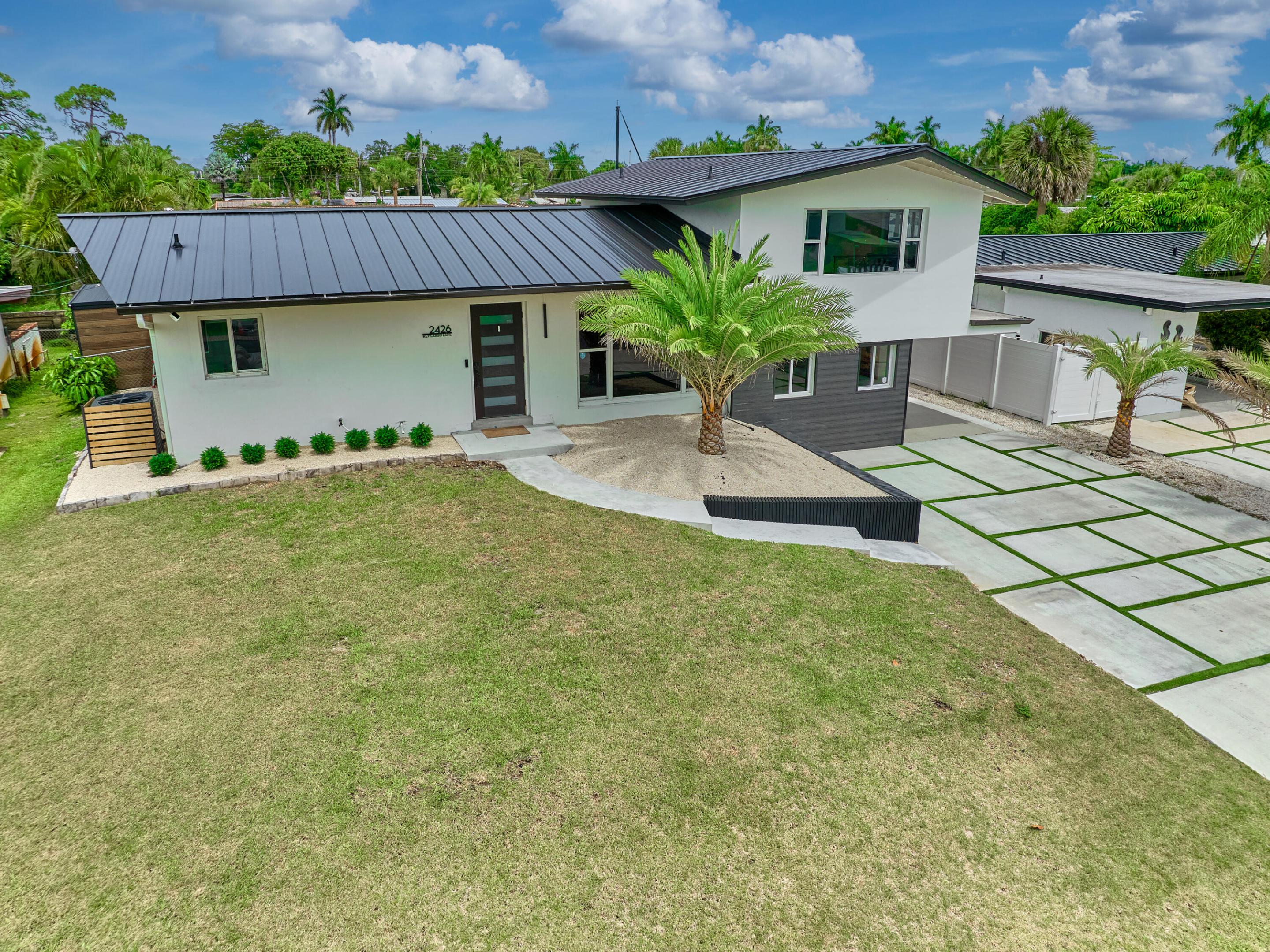 2426 Key Largo Lane Property Photo 7