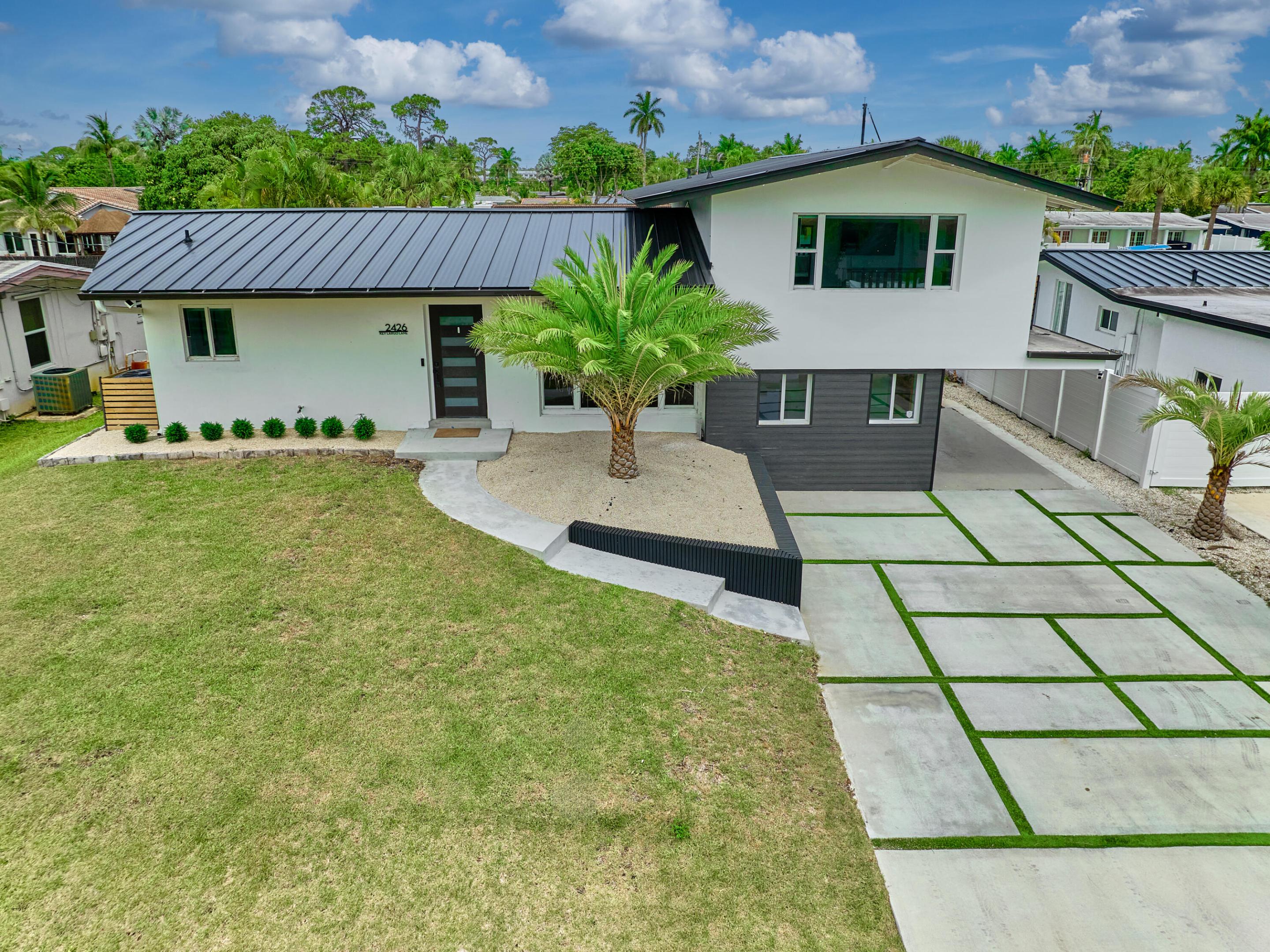 2426 Key Largo Lane Property Photo 9