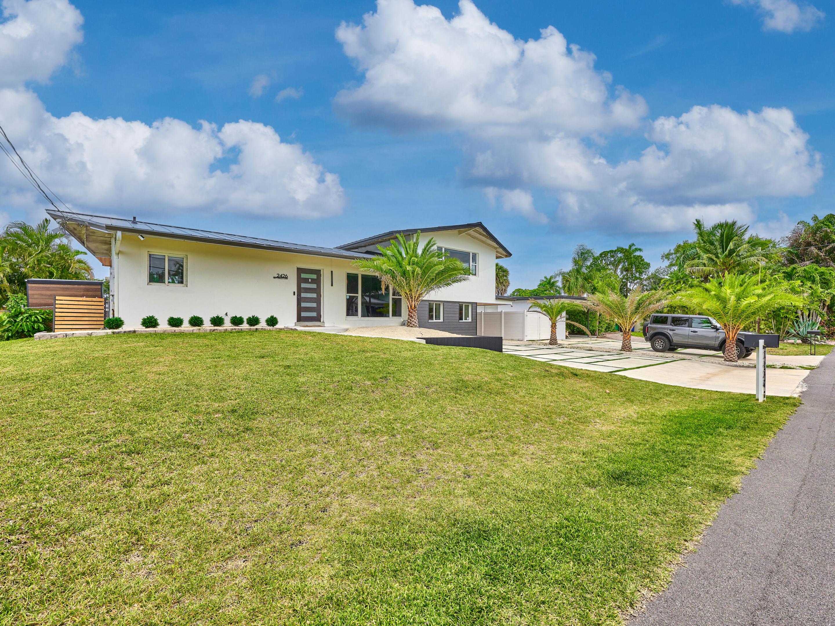 2426 Key Largo Lane Property Photo 10