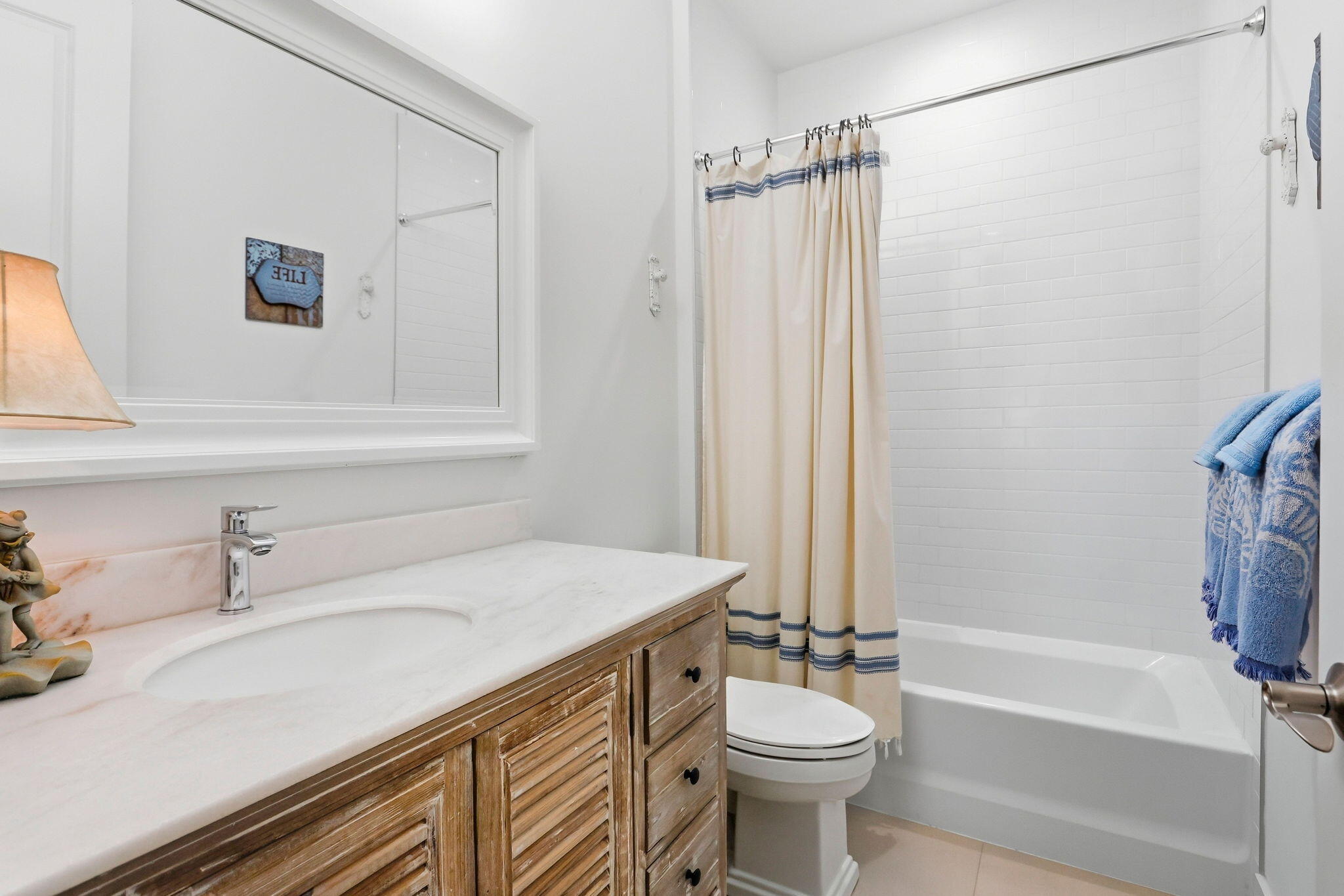 910 Hamilton Lane Property Photo 24