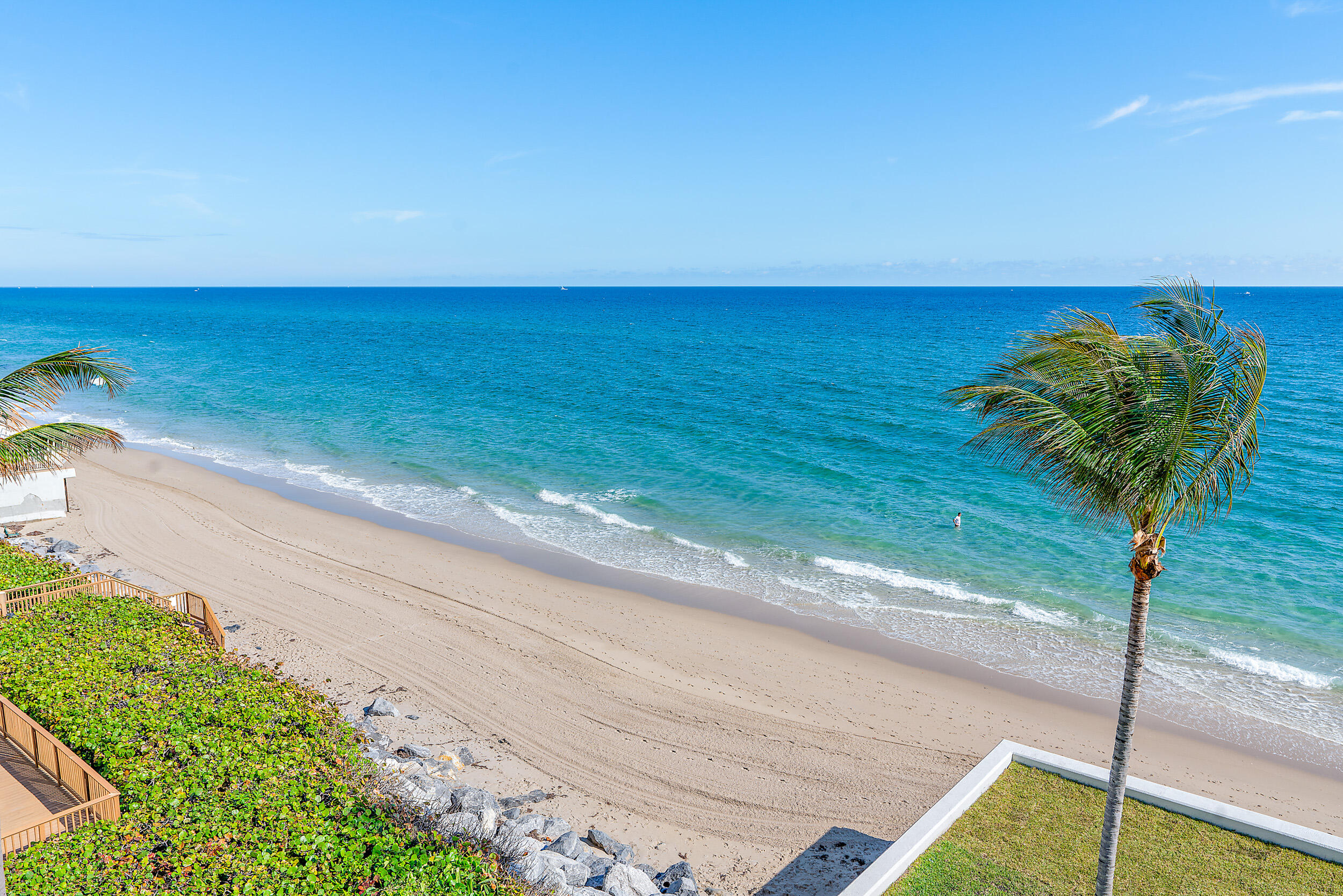 3570 S Ocean Boulevard 600 Property Photo 8