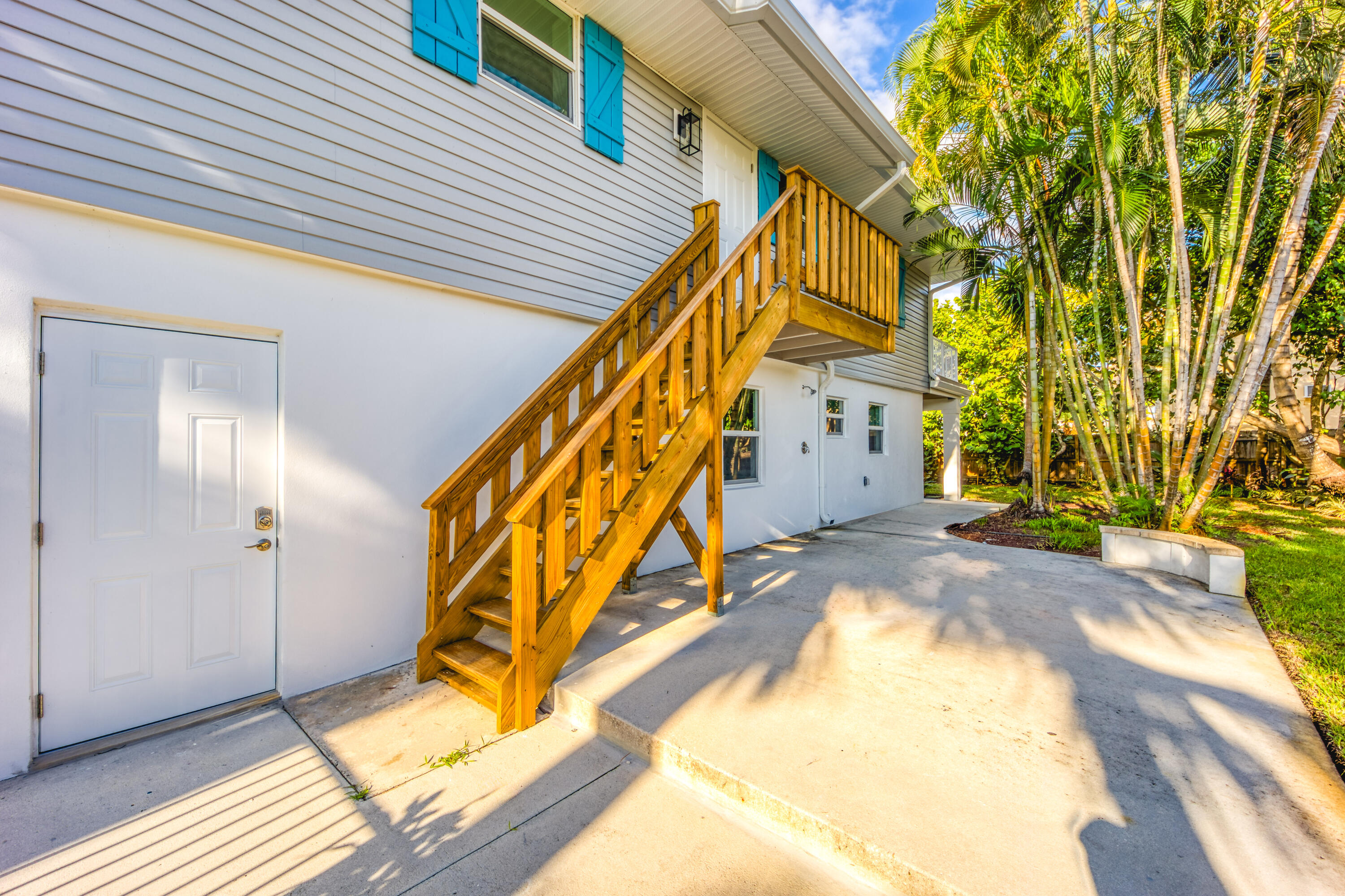 1116 Hernando Street Property Photo 5