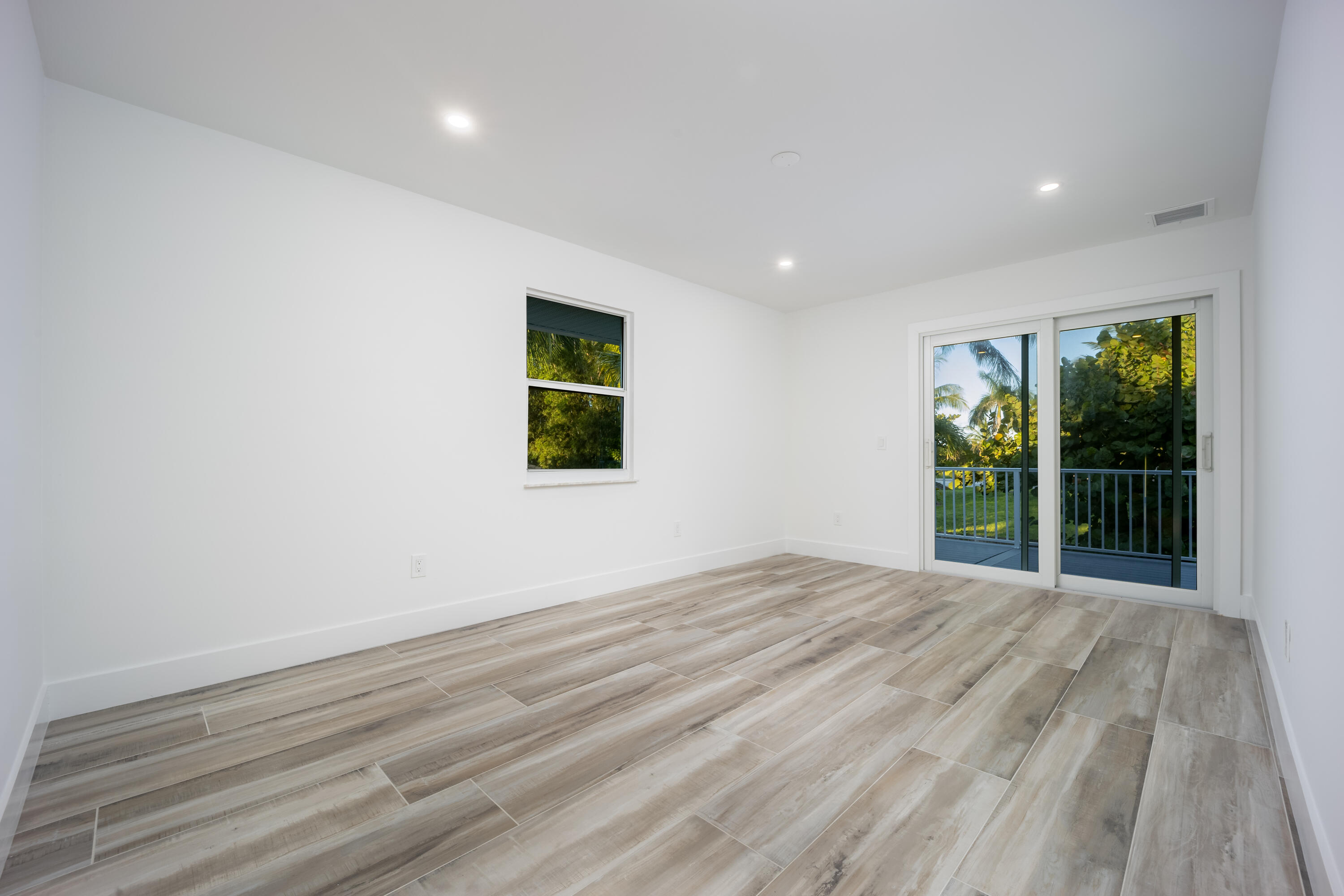 1116 Hernando Street Property Photo 16