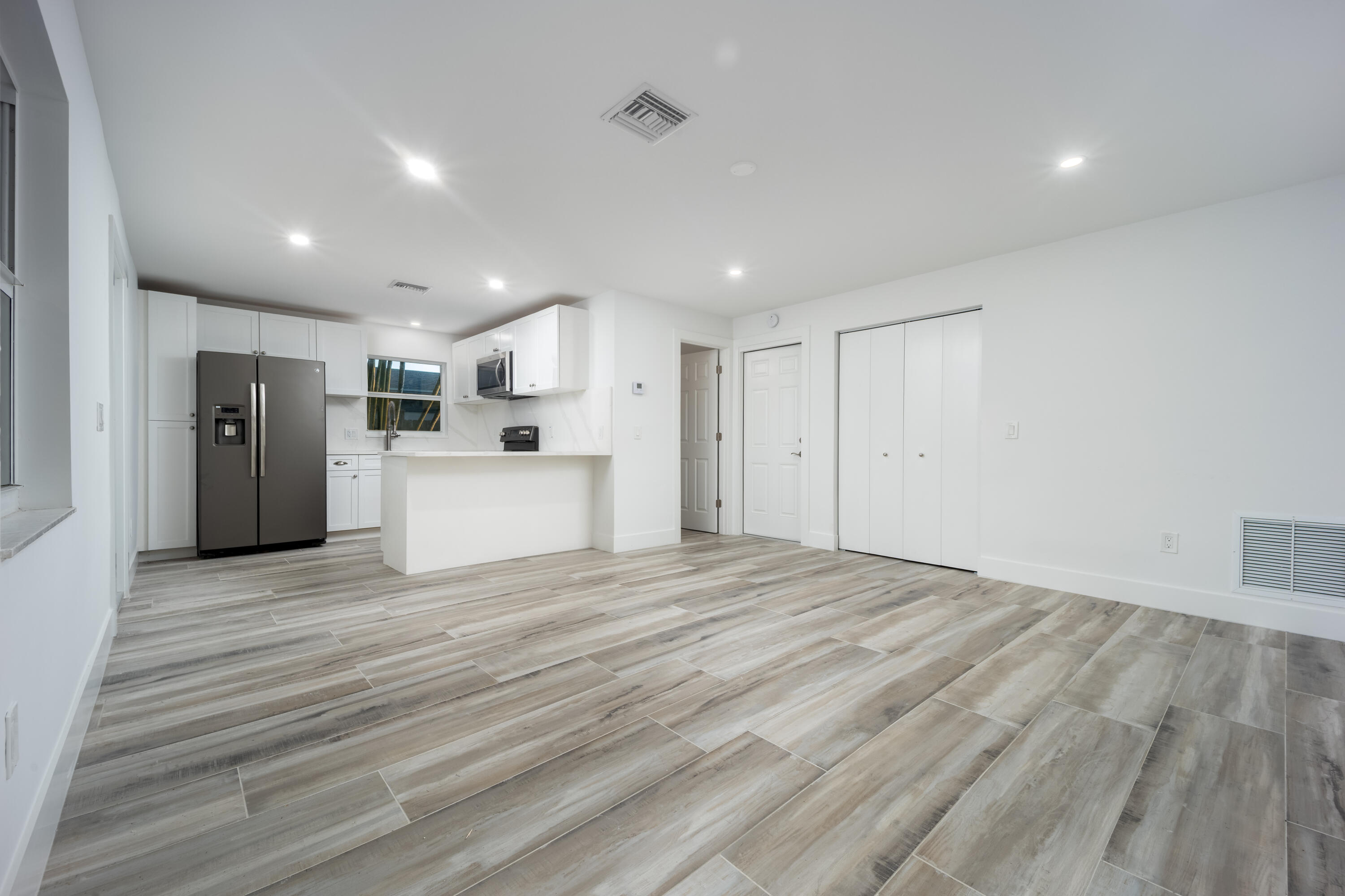 1116 Hernando Street Property Photo 25
