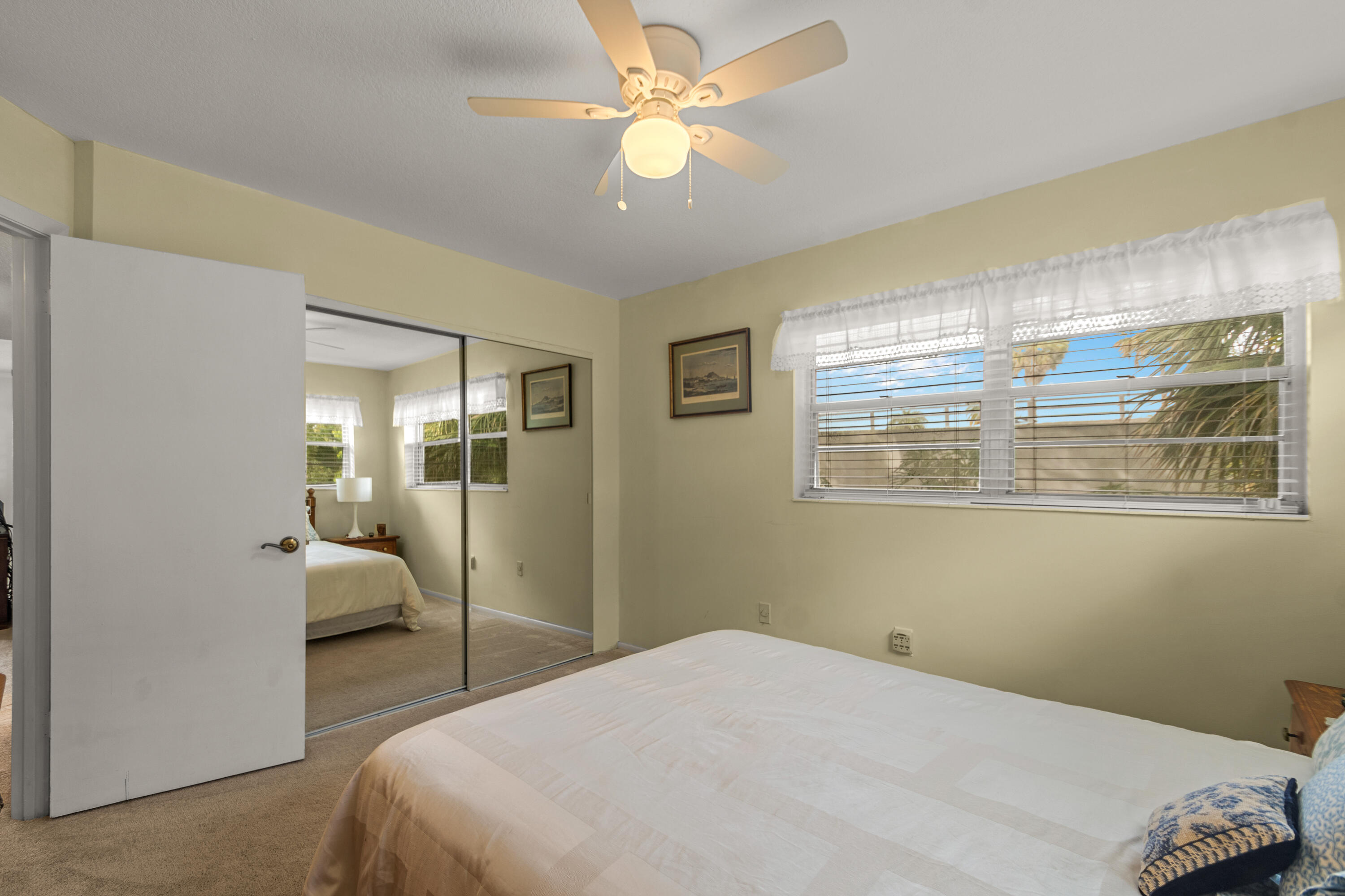 2800 Indian River Boulevard O-5 Property Photo 24