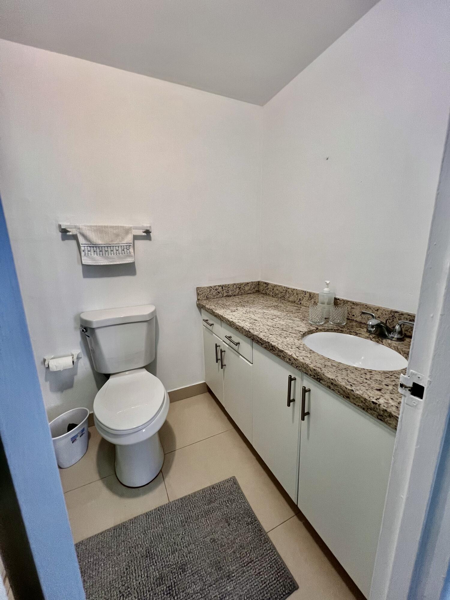 17570 Atlantic Boulevard 416 Property Photo 14