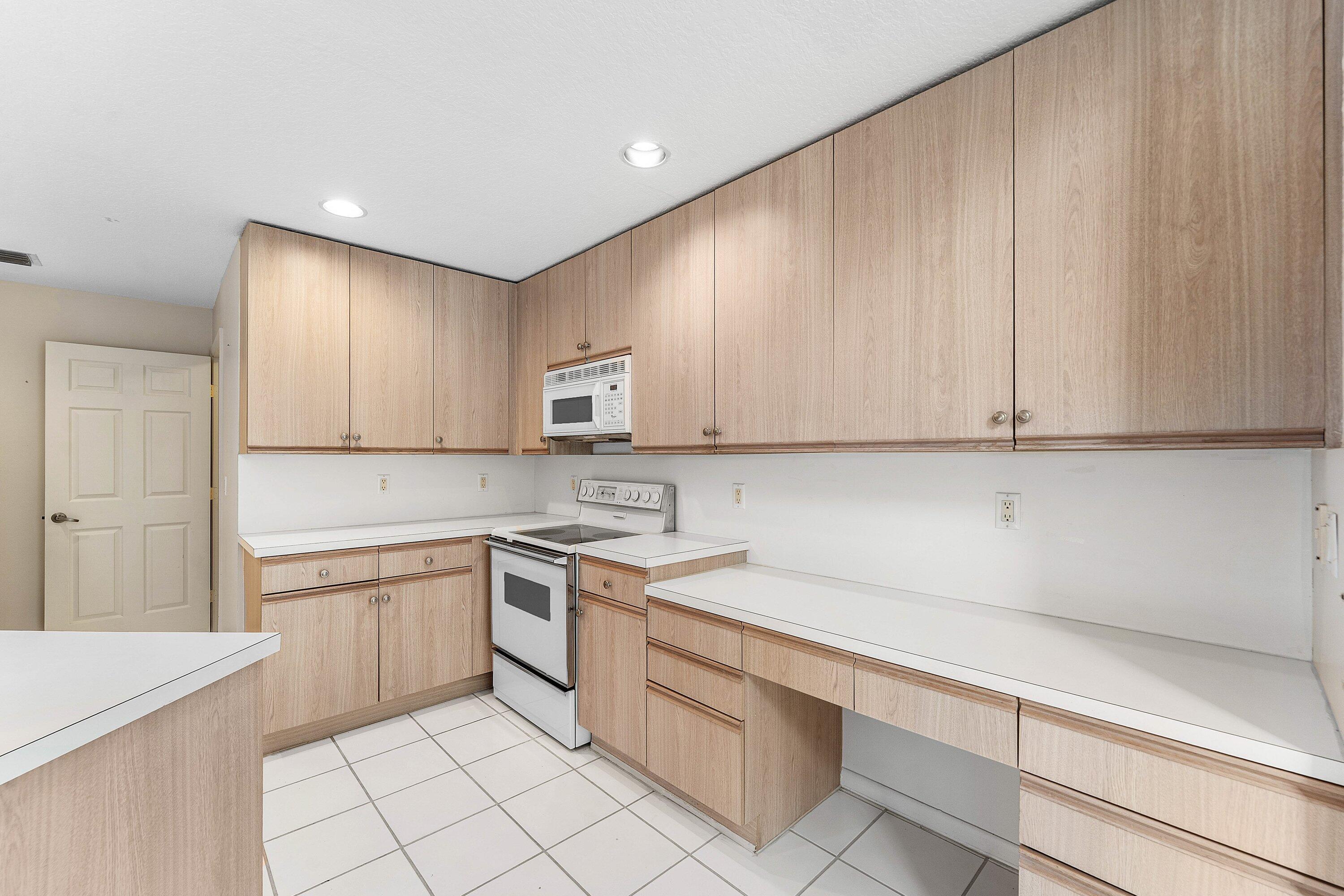 23350 Torre Circle Property Photo 15