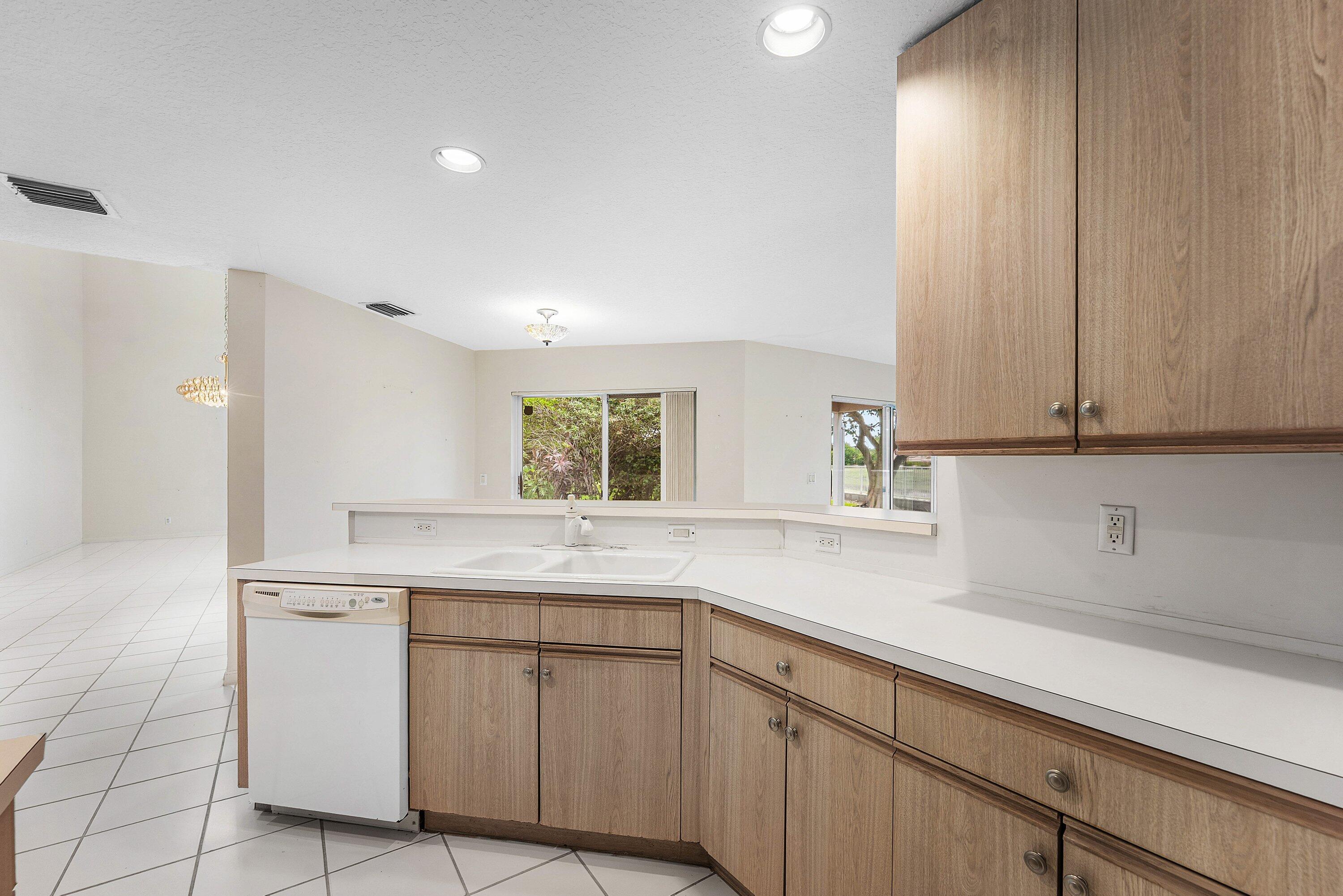 23350 Torre Circle Property Photo 16
