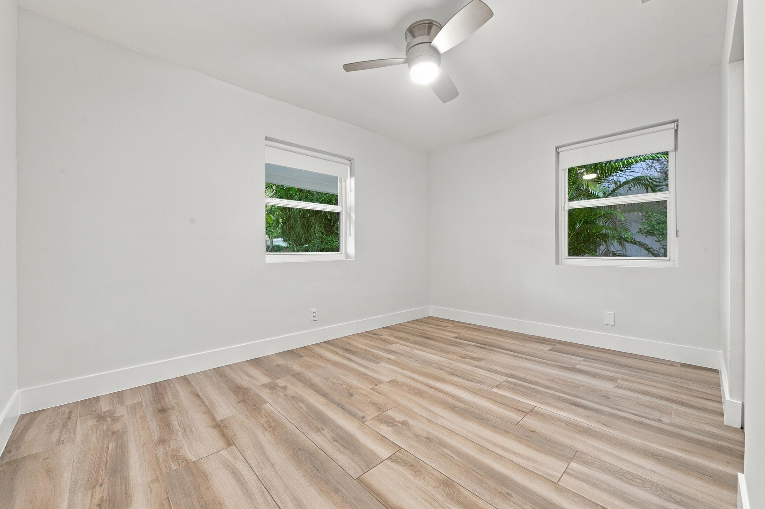 722 Sw 16th Court Property Photo 20