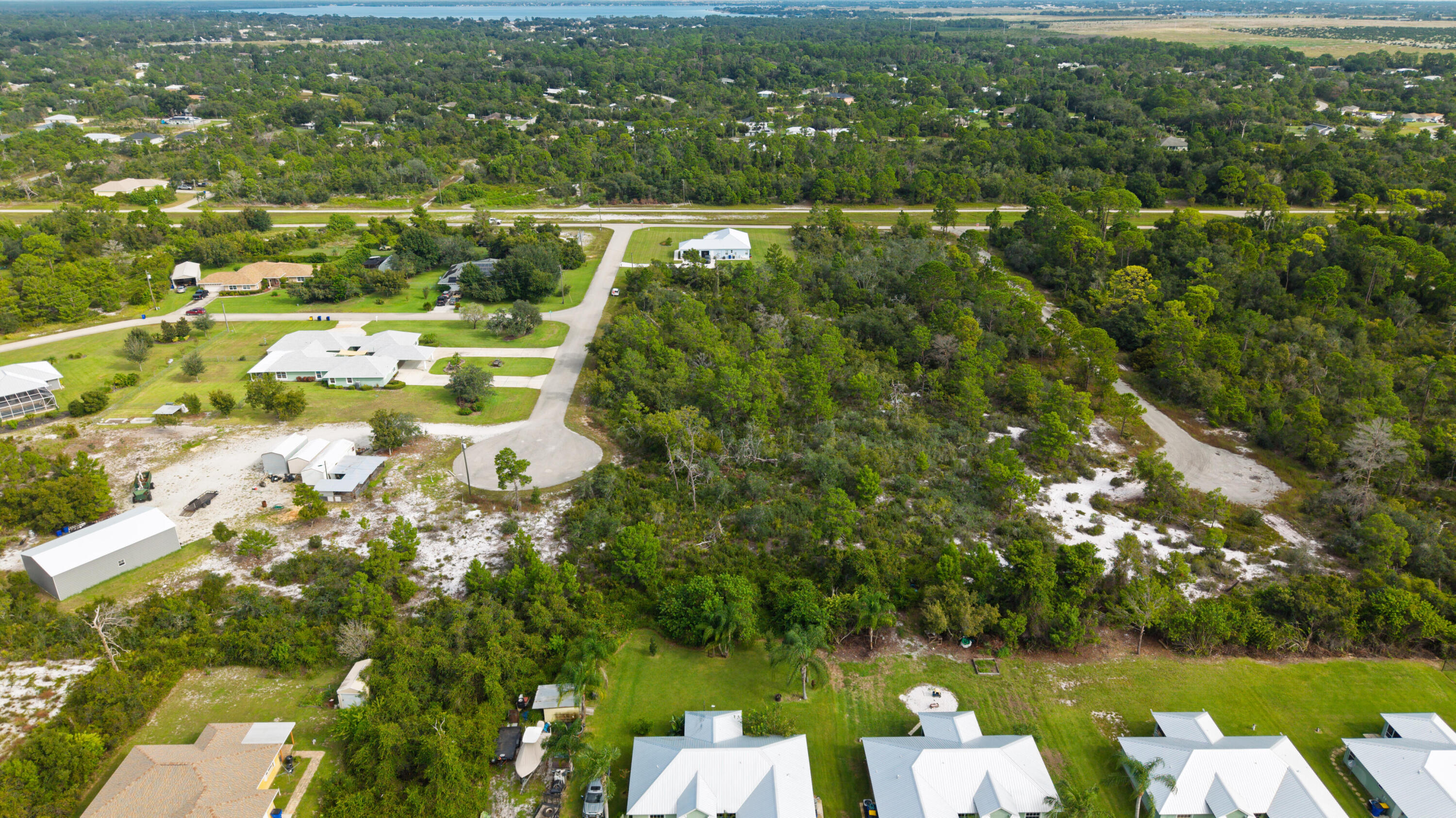224 Fiji Way Ne Property Photo 2