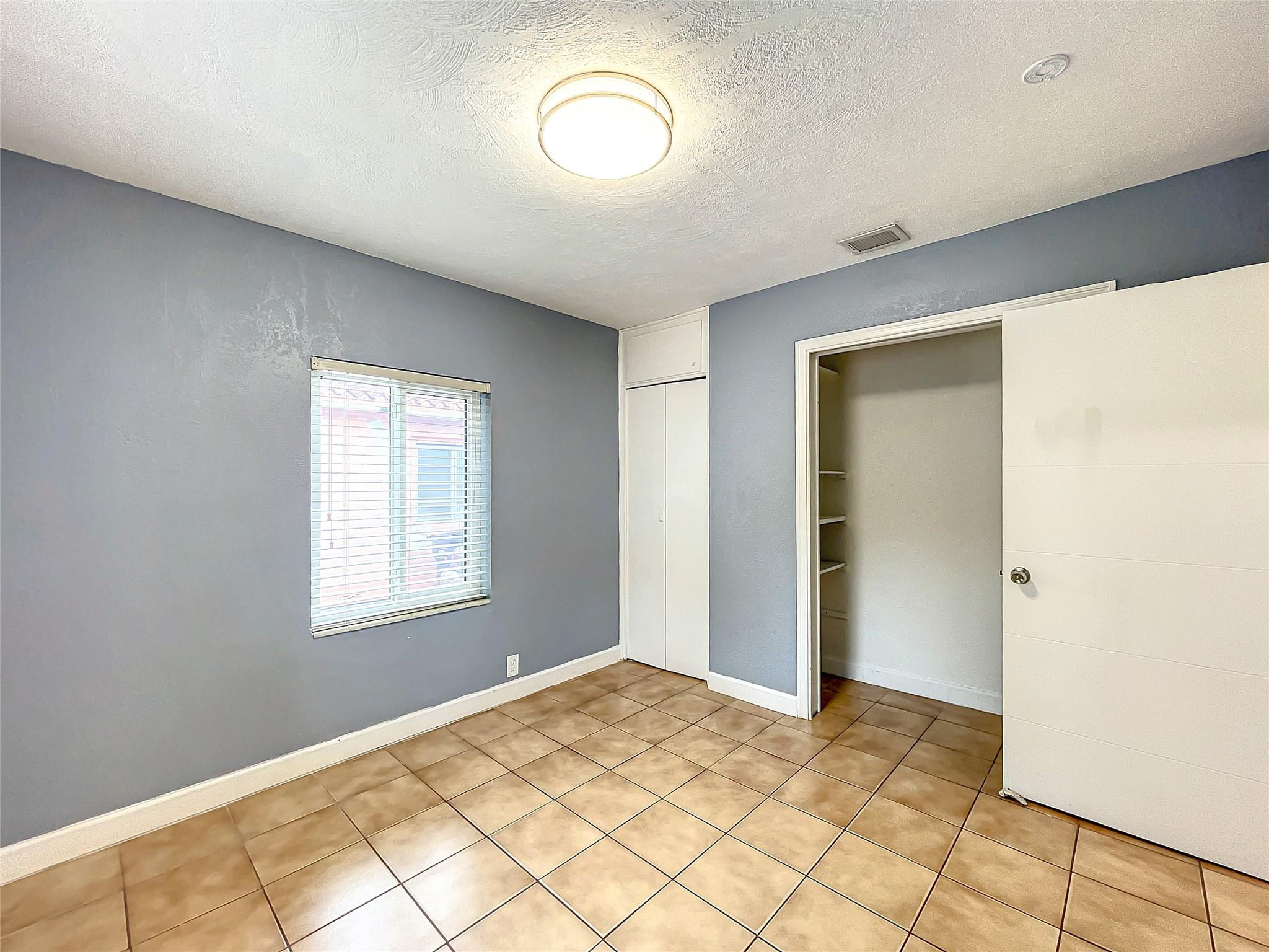 2649 Johnson Street Property Photo 33