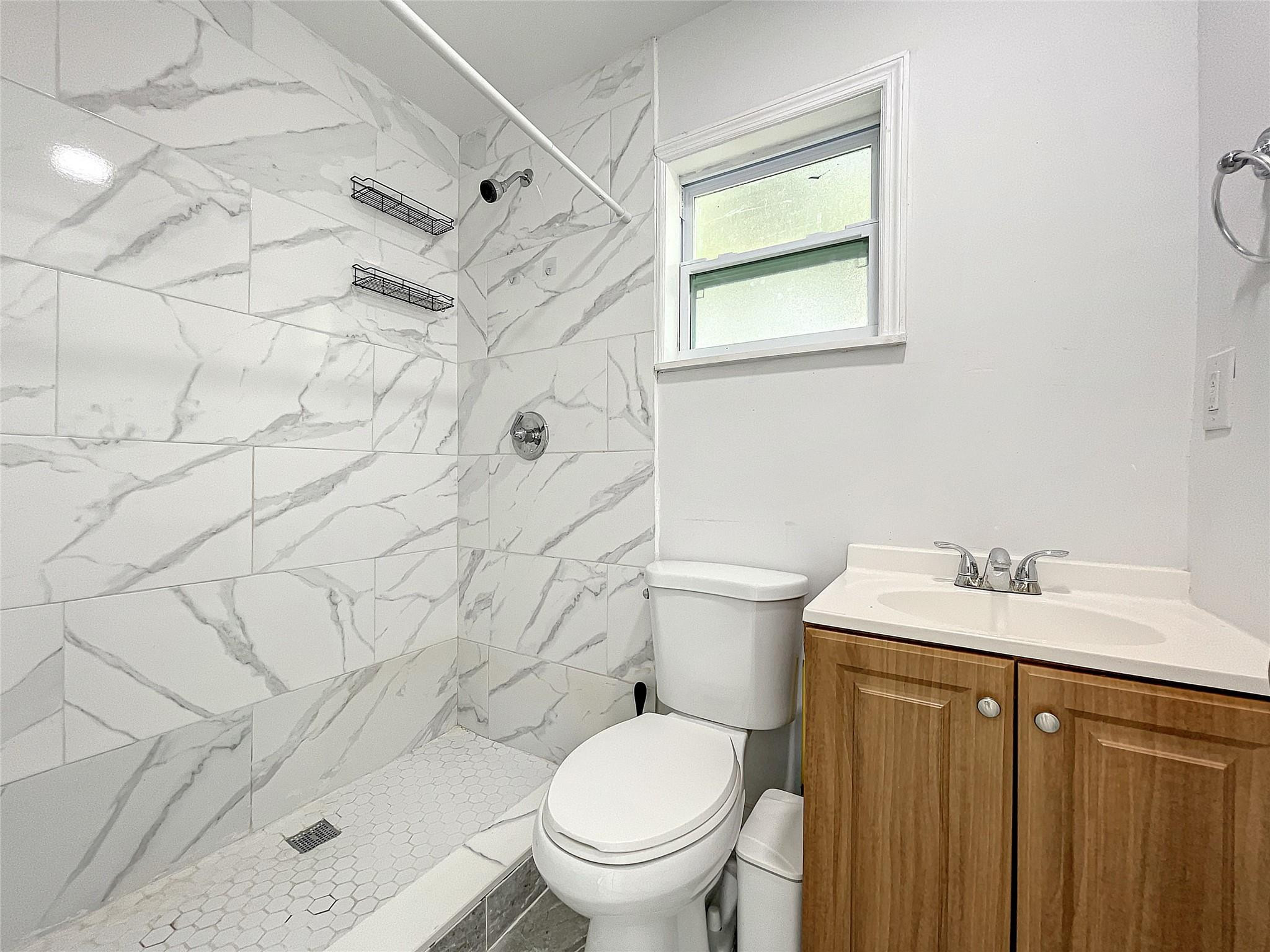 2649 Johnson Street Property Photo 44