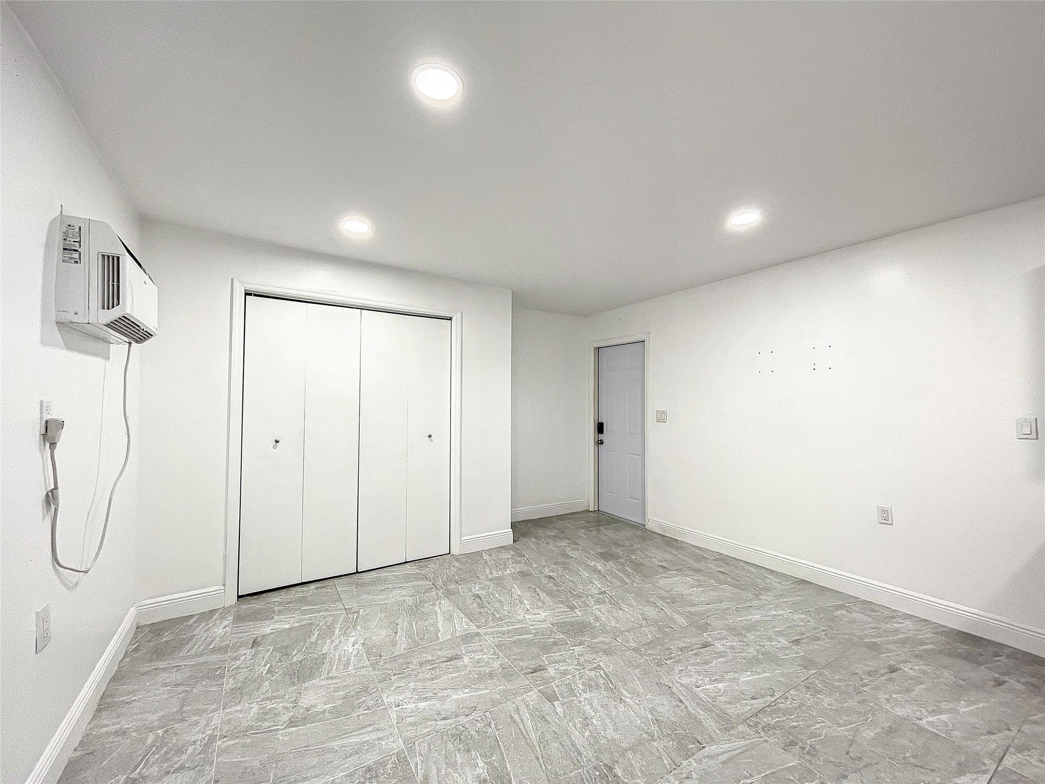 2649 Johnson Street Property Photo 45