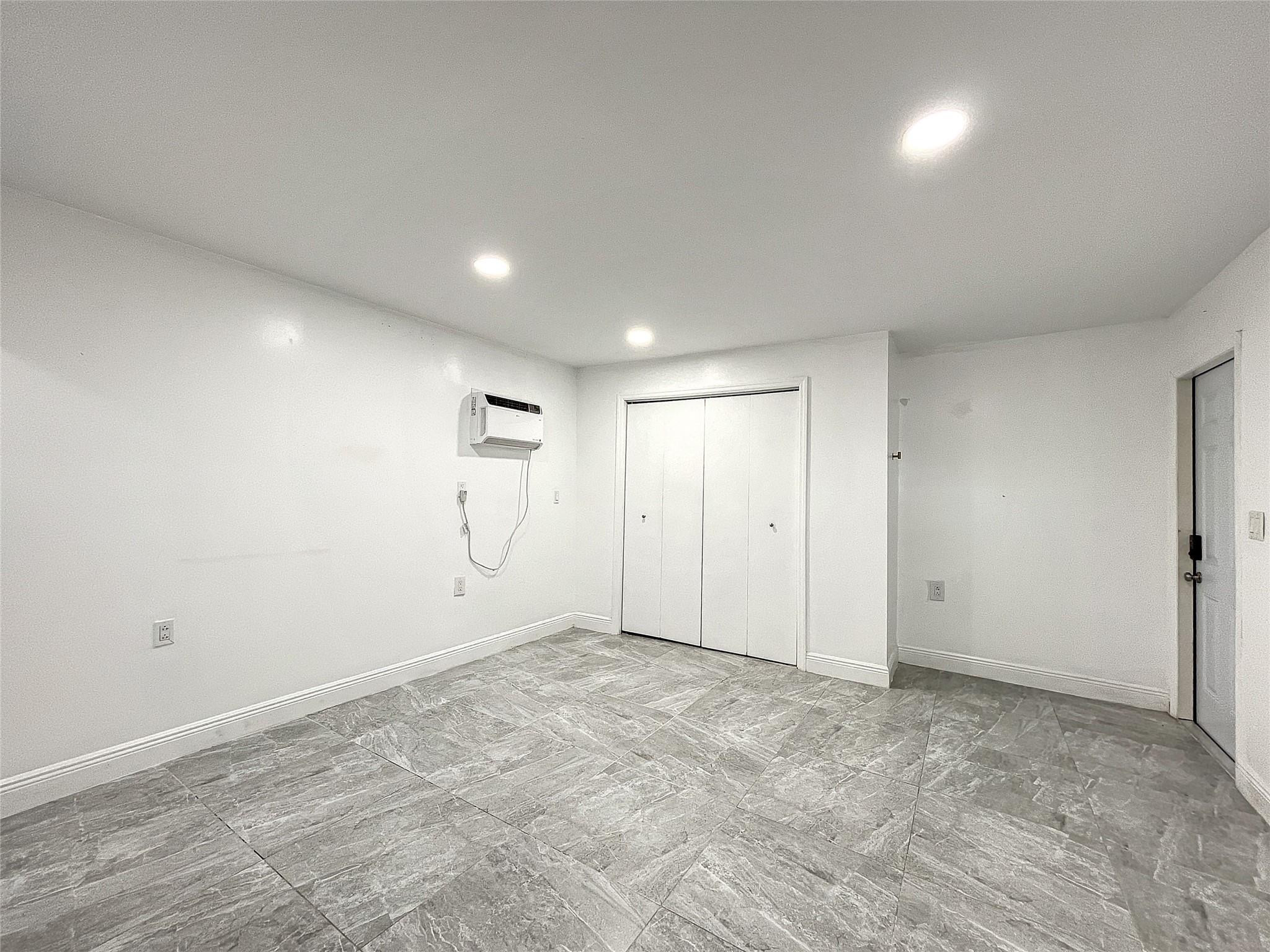 2649 Johnson Street Property Photo 46