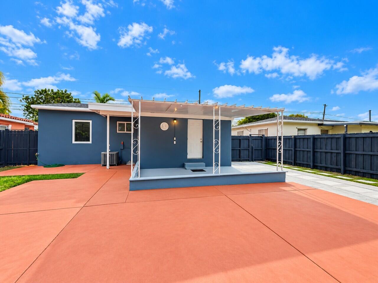 2649 Johnson Street Property Photo 51