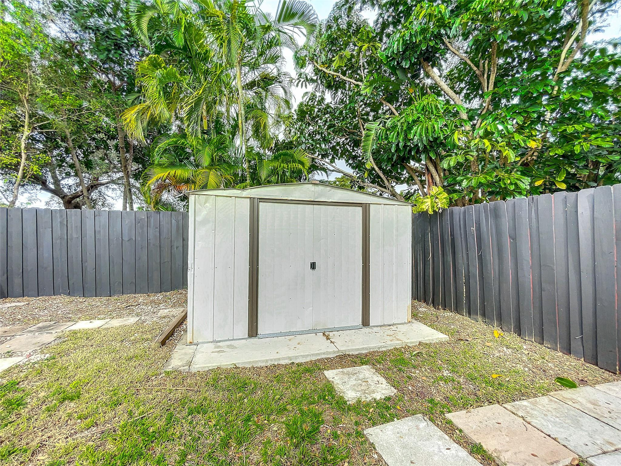2649 Johnson Street Property Photo 56