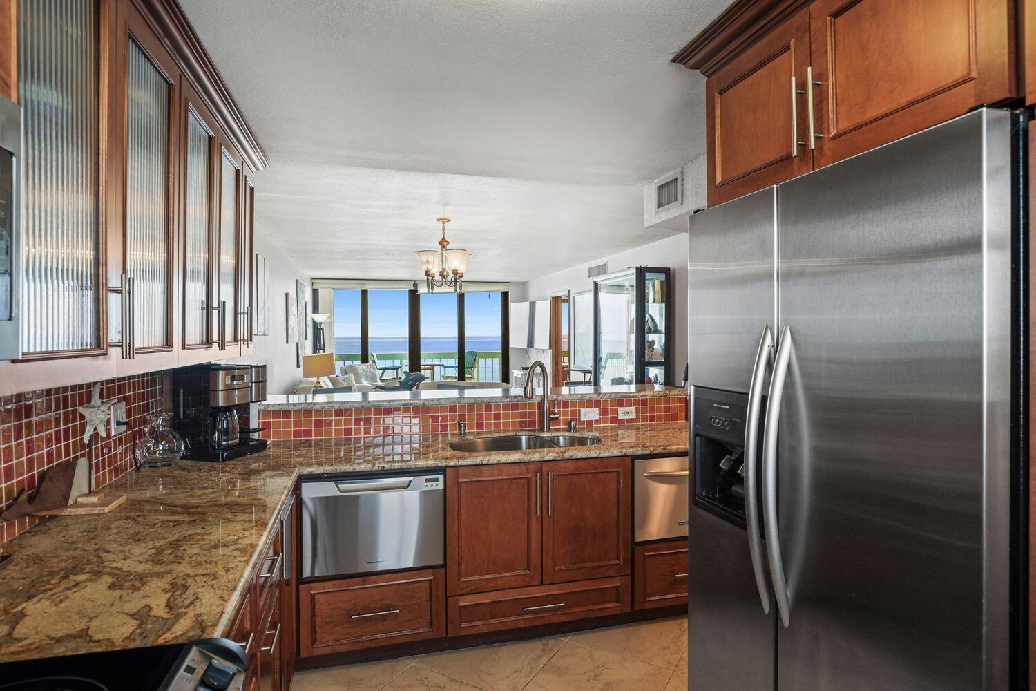 9940 S Ocean Drive 609 Property Photo 6