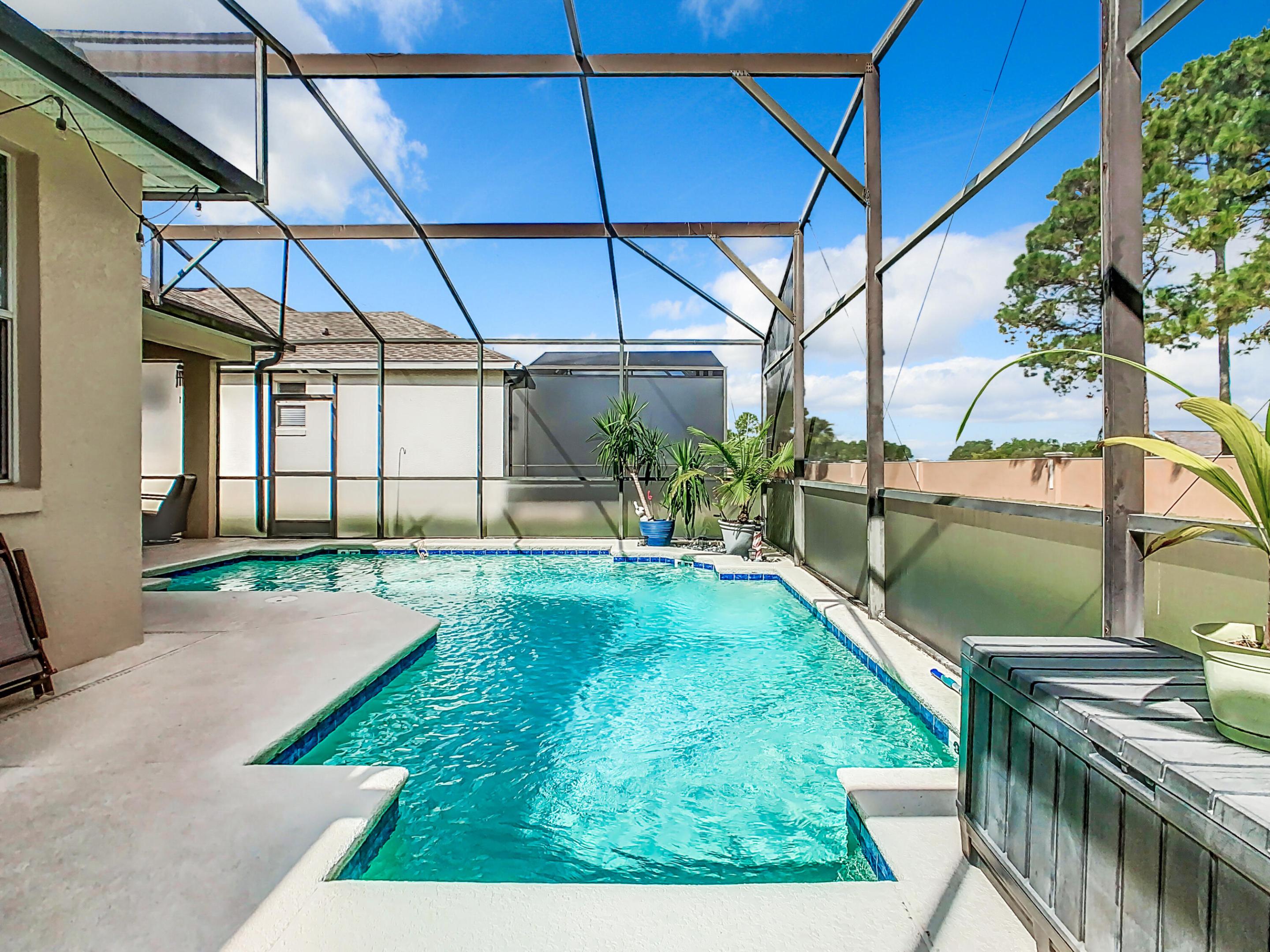 304 Calabay Parc Boulevard Property Photo 45