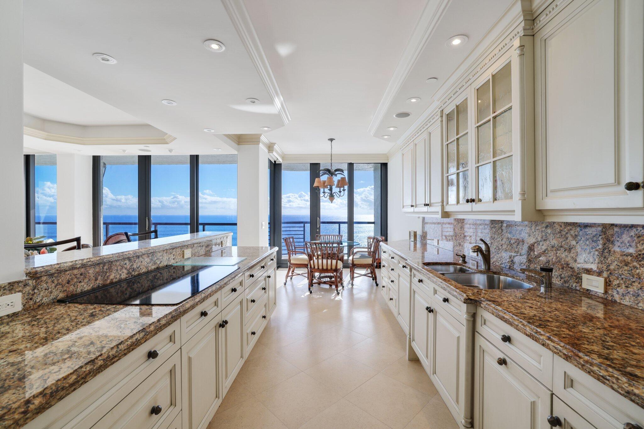 2727 S Ocean Boulevard 1502 Property Photo 11