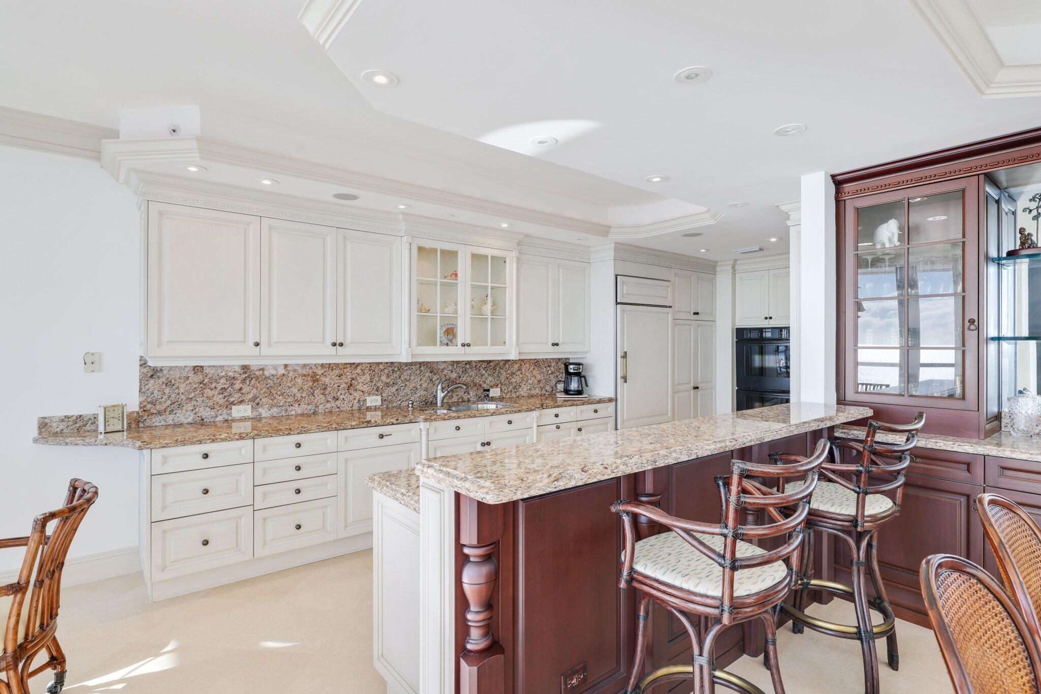 2727 S Ocean Boulevard 1502 Property Photo 17