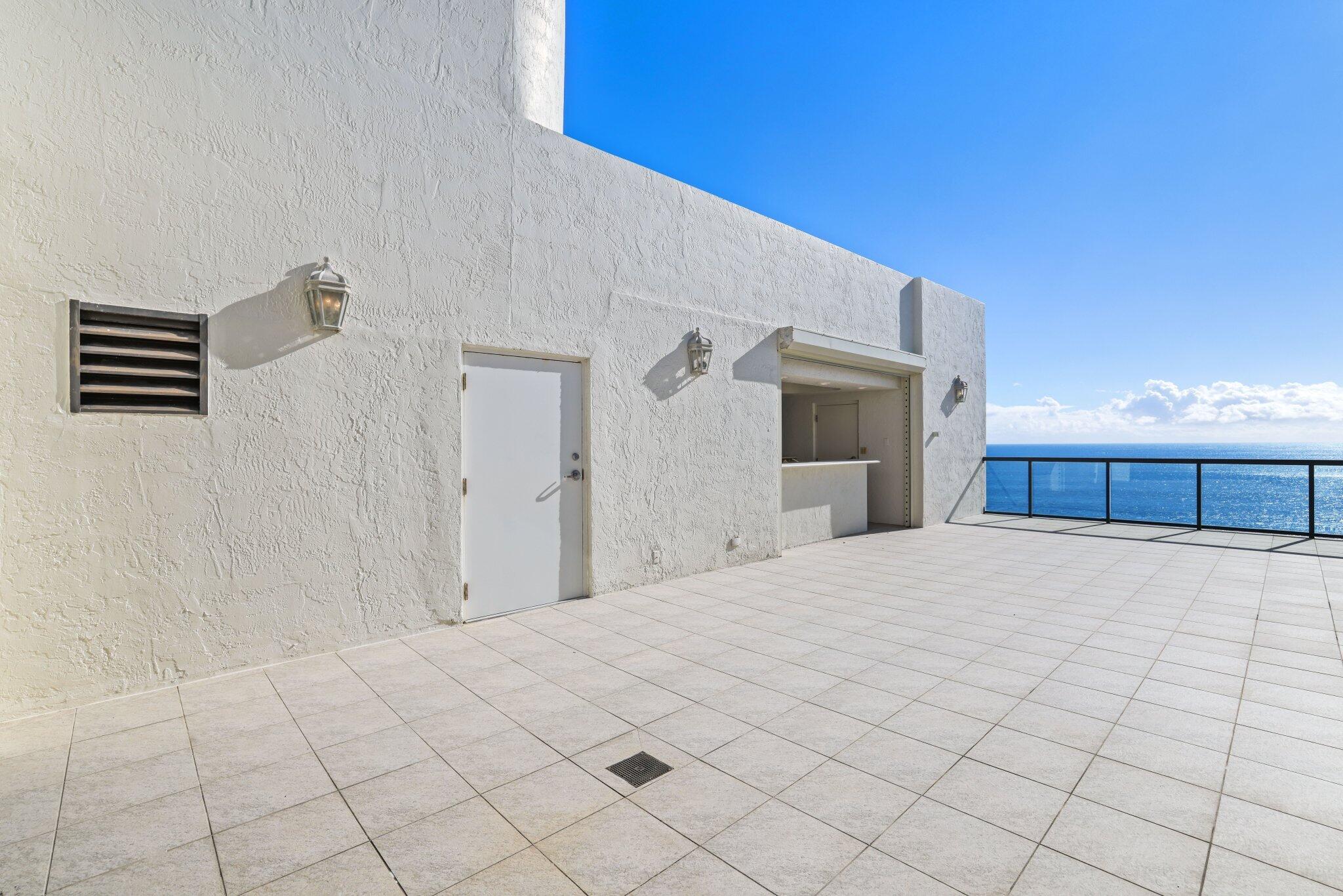 2727 S Ocean Boulevard 1502 Property Photo 67