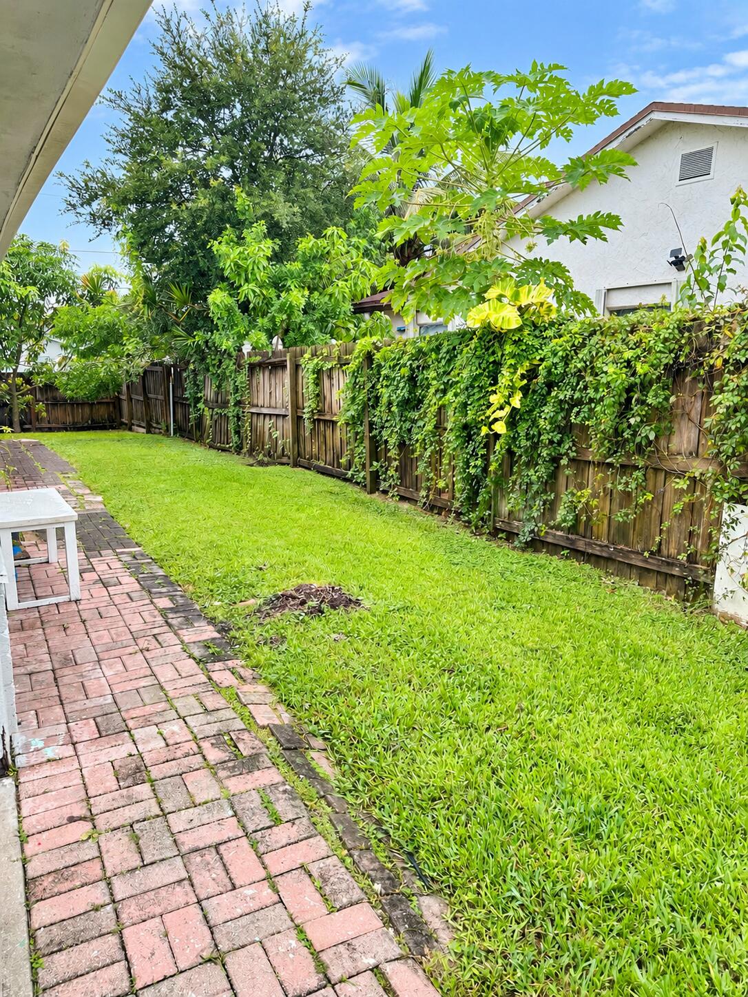 22199 Sw 59th Avenue Property Photo 3