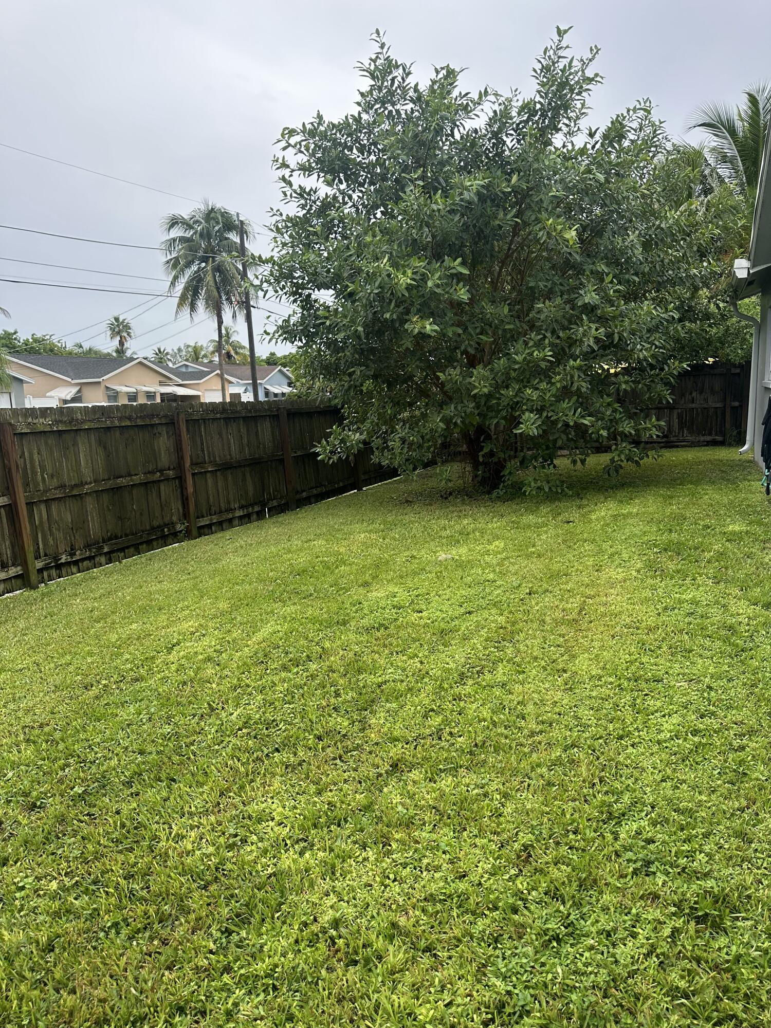 22199 Sw 59th Avenue Property Photo 4