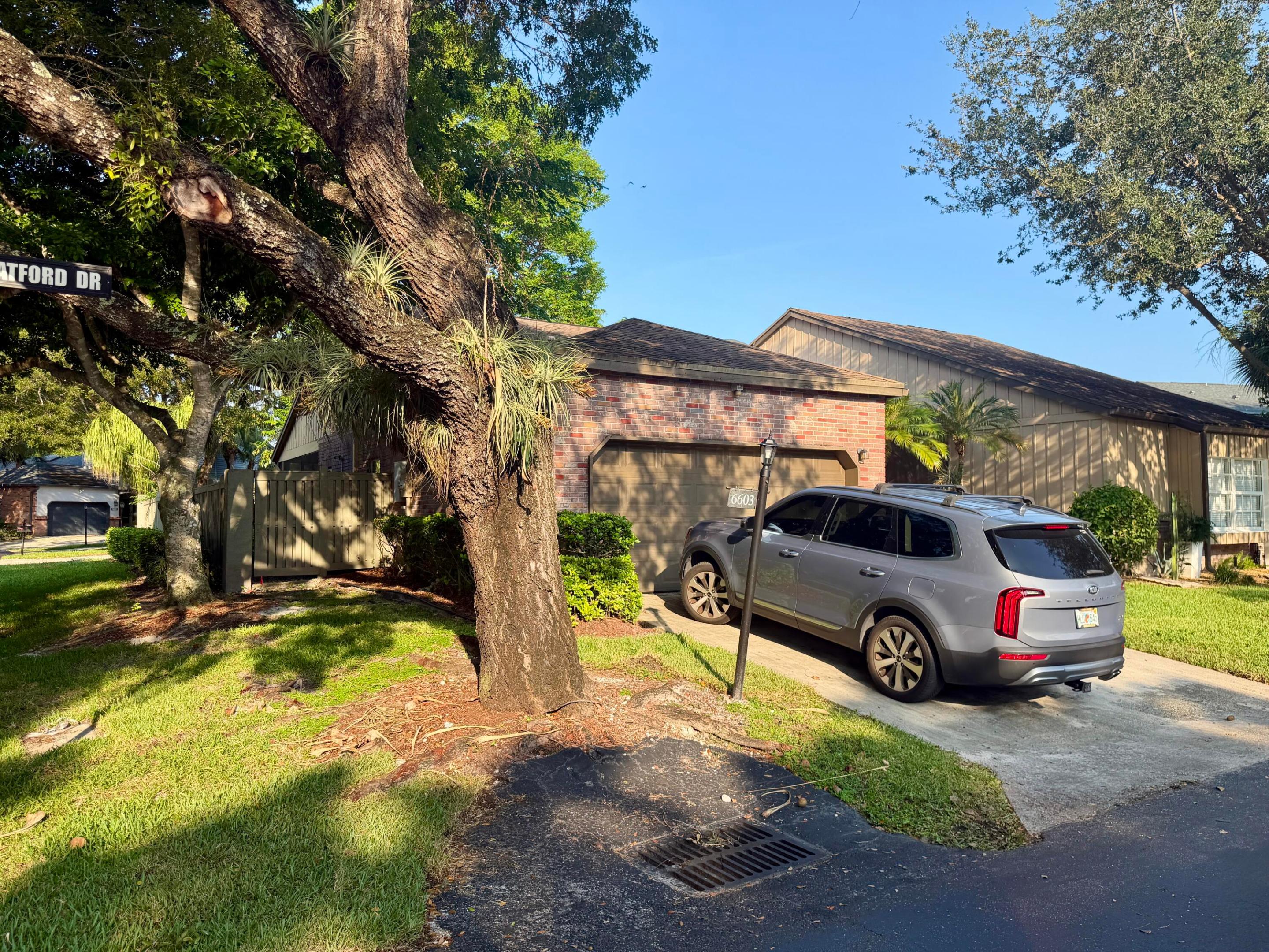 6603 Stratford Drive Property Photo 1
