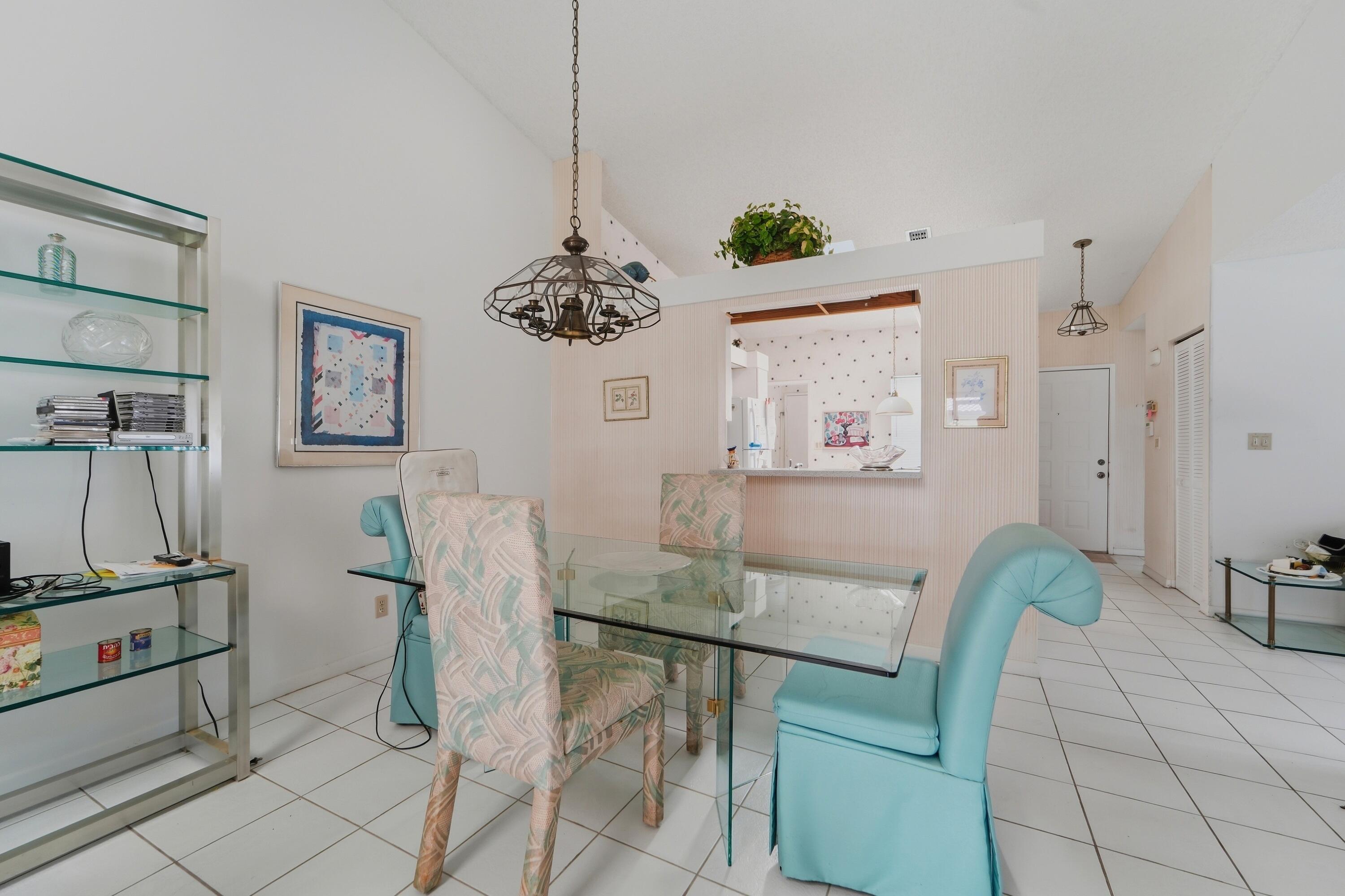 6408 Kings Gate Circle Property Photo 3