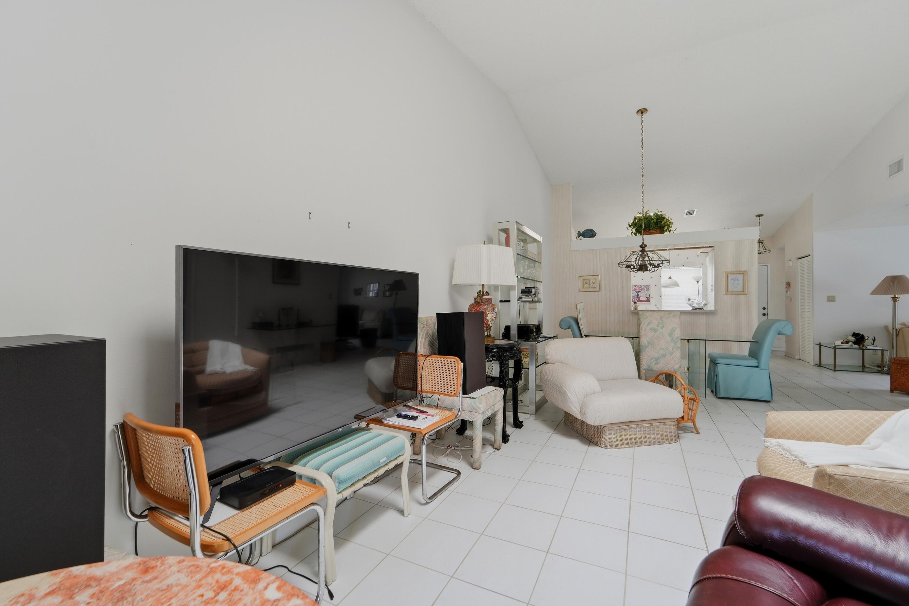 6408 Kings Gate Circle Property Photo 5