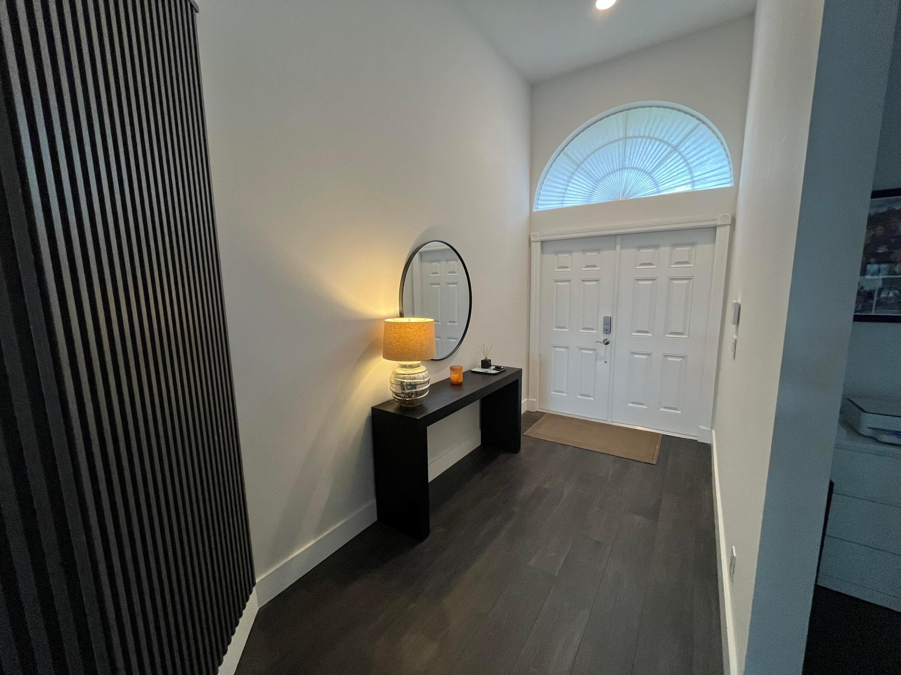 10659 Saint Thomas Drive Property Photo 2