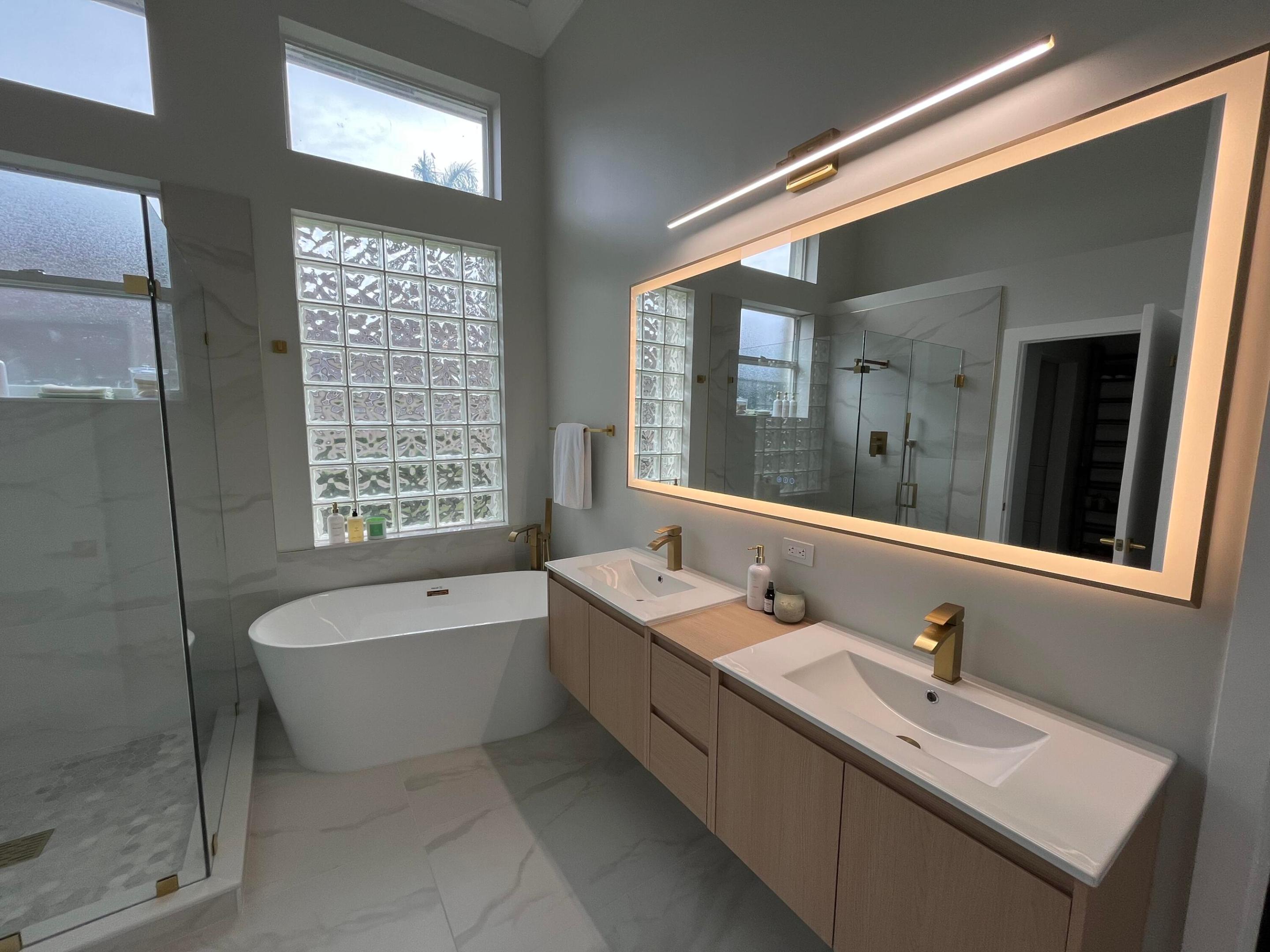 10659 Saint Thomas Drive Property Photo 11