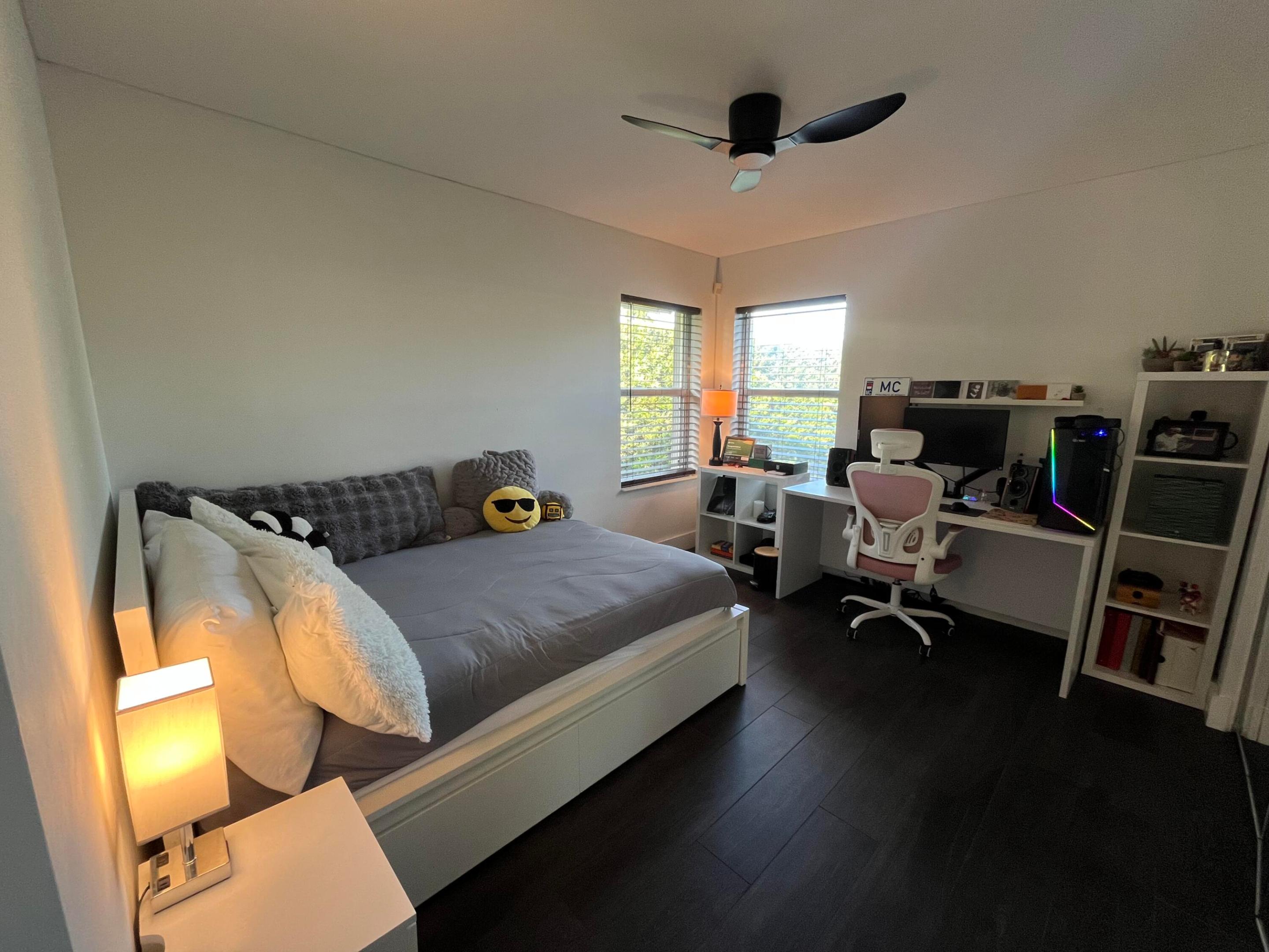 10659 Saint Thomas Drive Property Photo 15