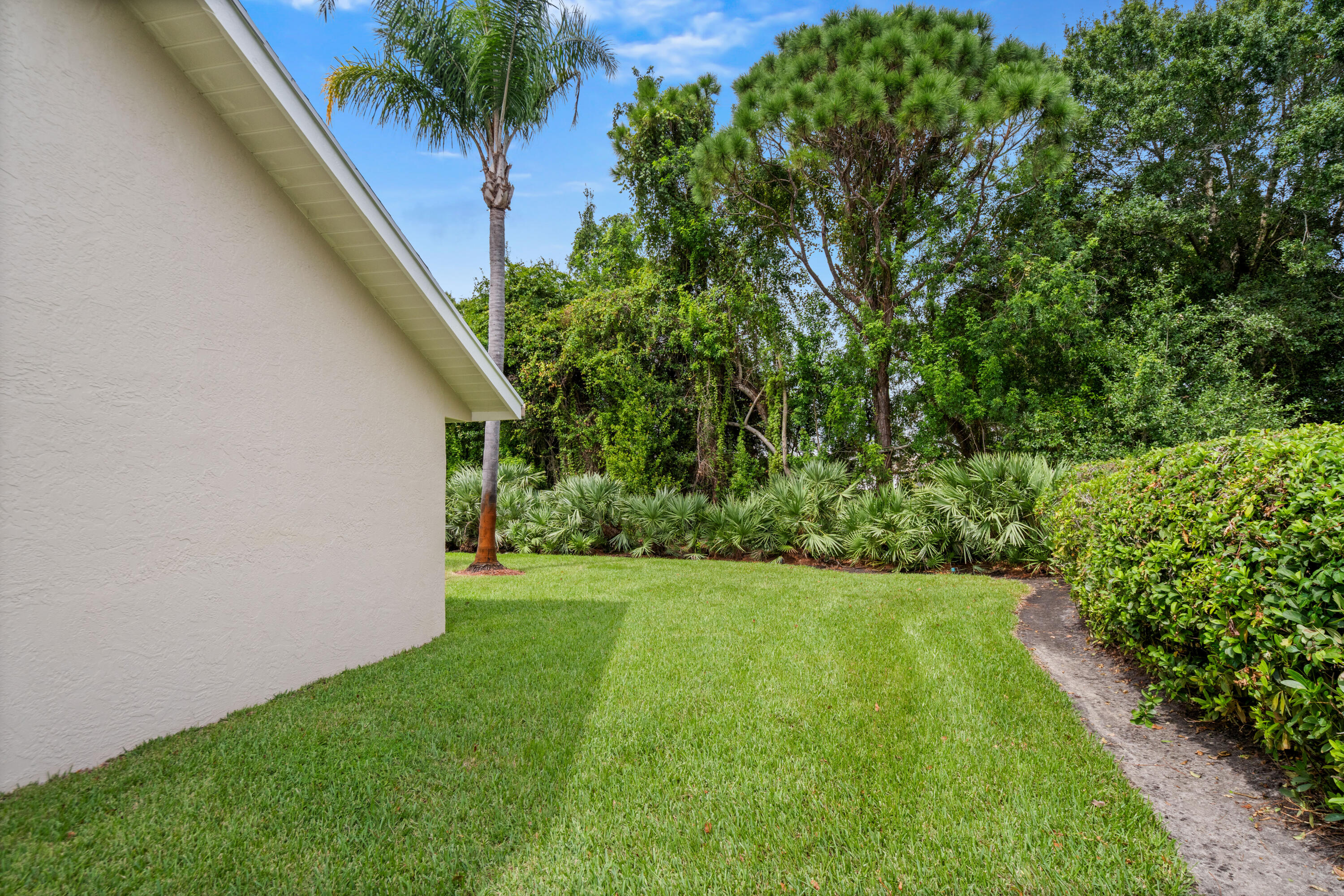 1873 Sw Hunters Club Way Property Photo 38