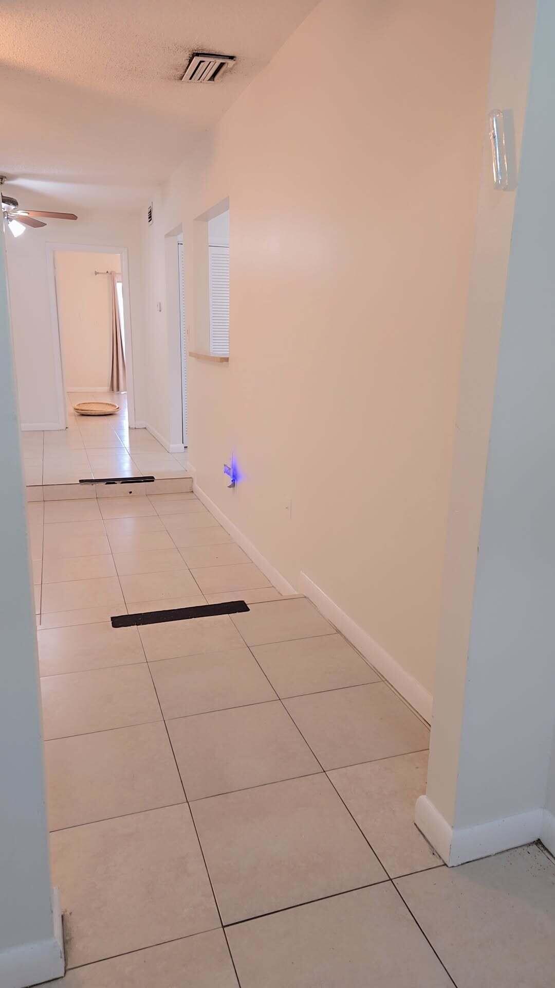 2521 Sw 58th Manor Property Photo 4