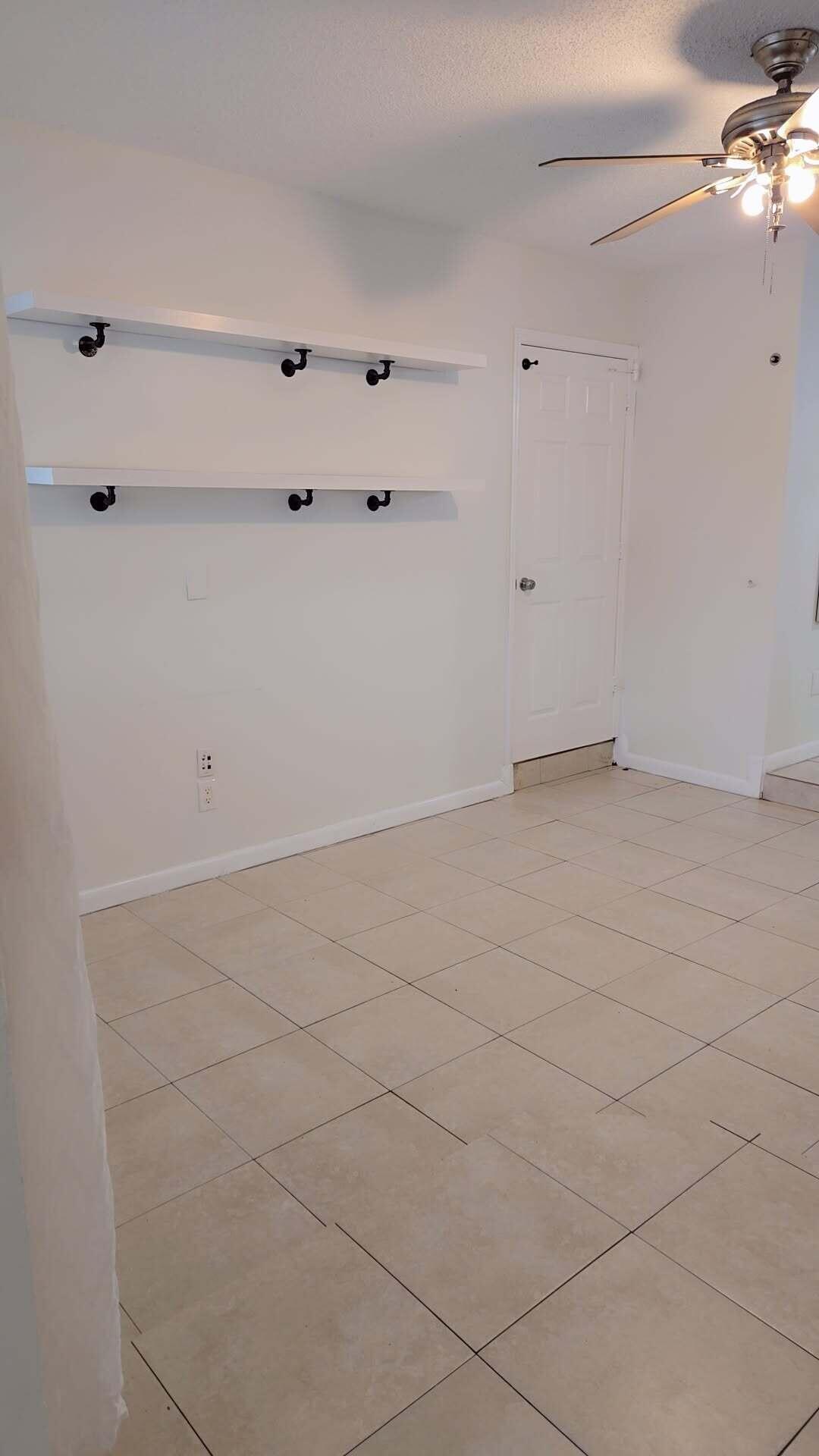 2521 Sw 58th Manor Property Photo 6