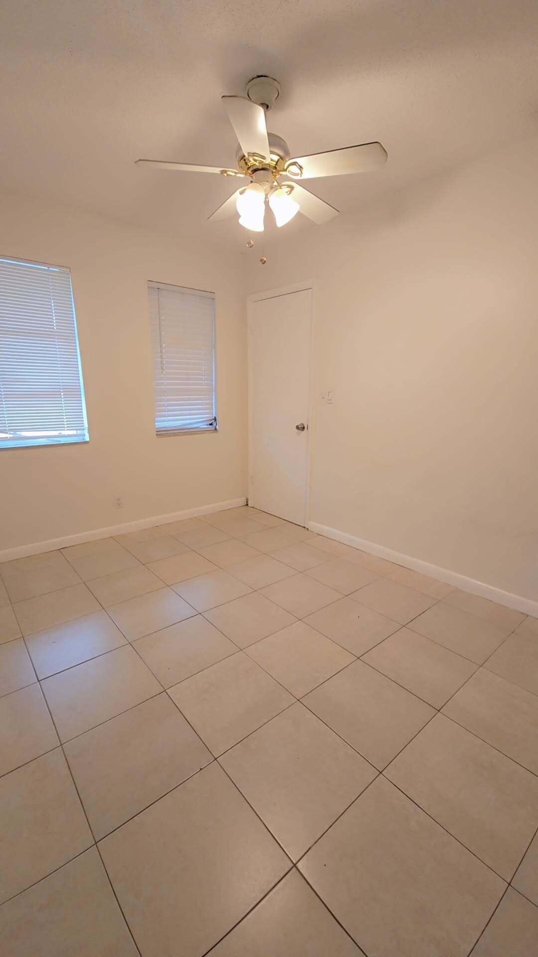 2521 Sw 58th Manor Property Photo 17