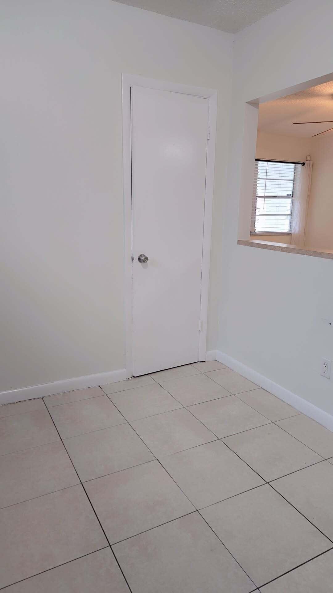 2521 Sw 58th Manor Property Photo 18