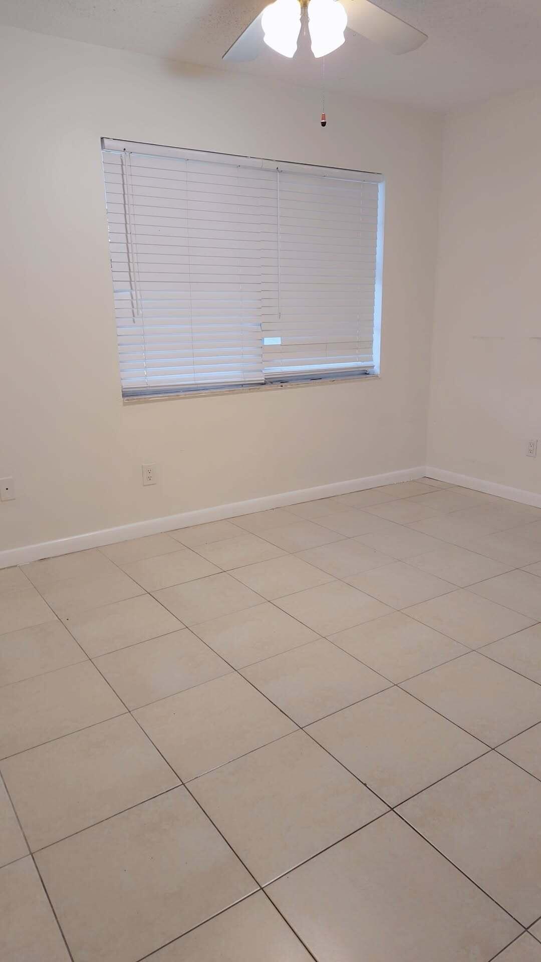 2521 Sw 58th Manor Property Photo 22