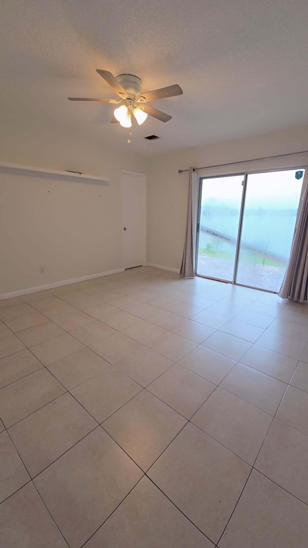 2521 Sw 58th Manor Property Photo 24
