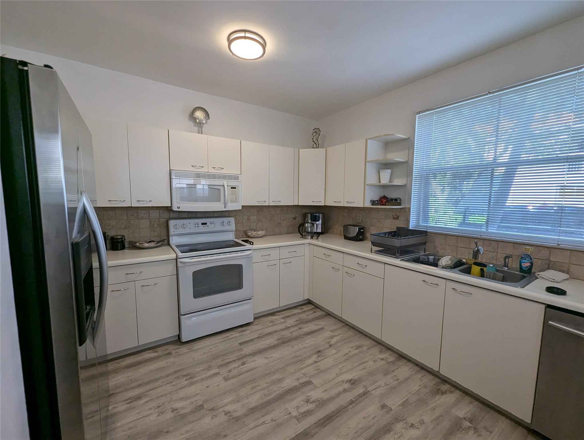 1770 Yellowheart Way Property Photo 20