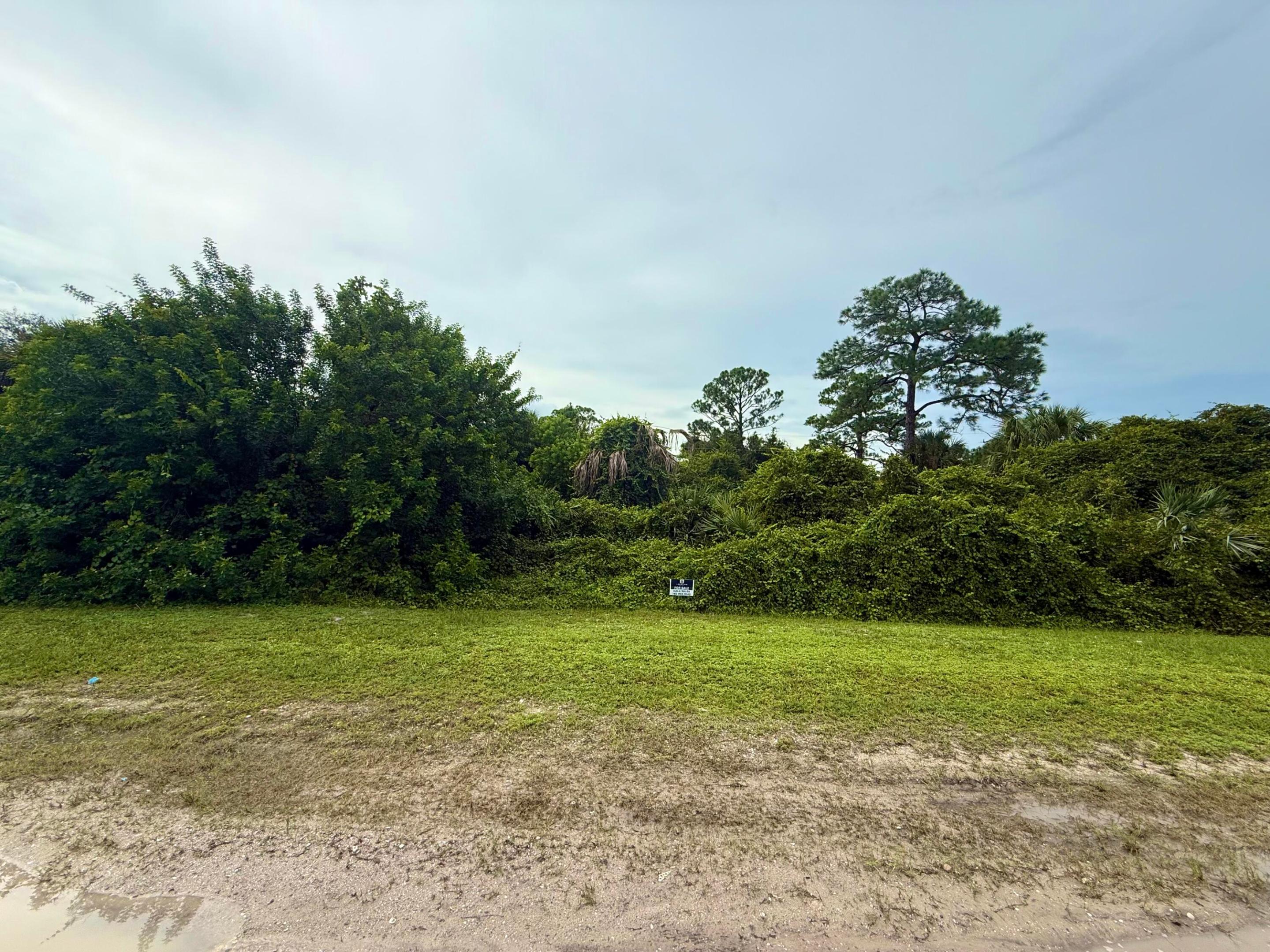 2165 94th Court Property Photo 2