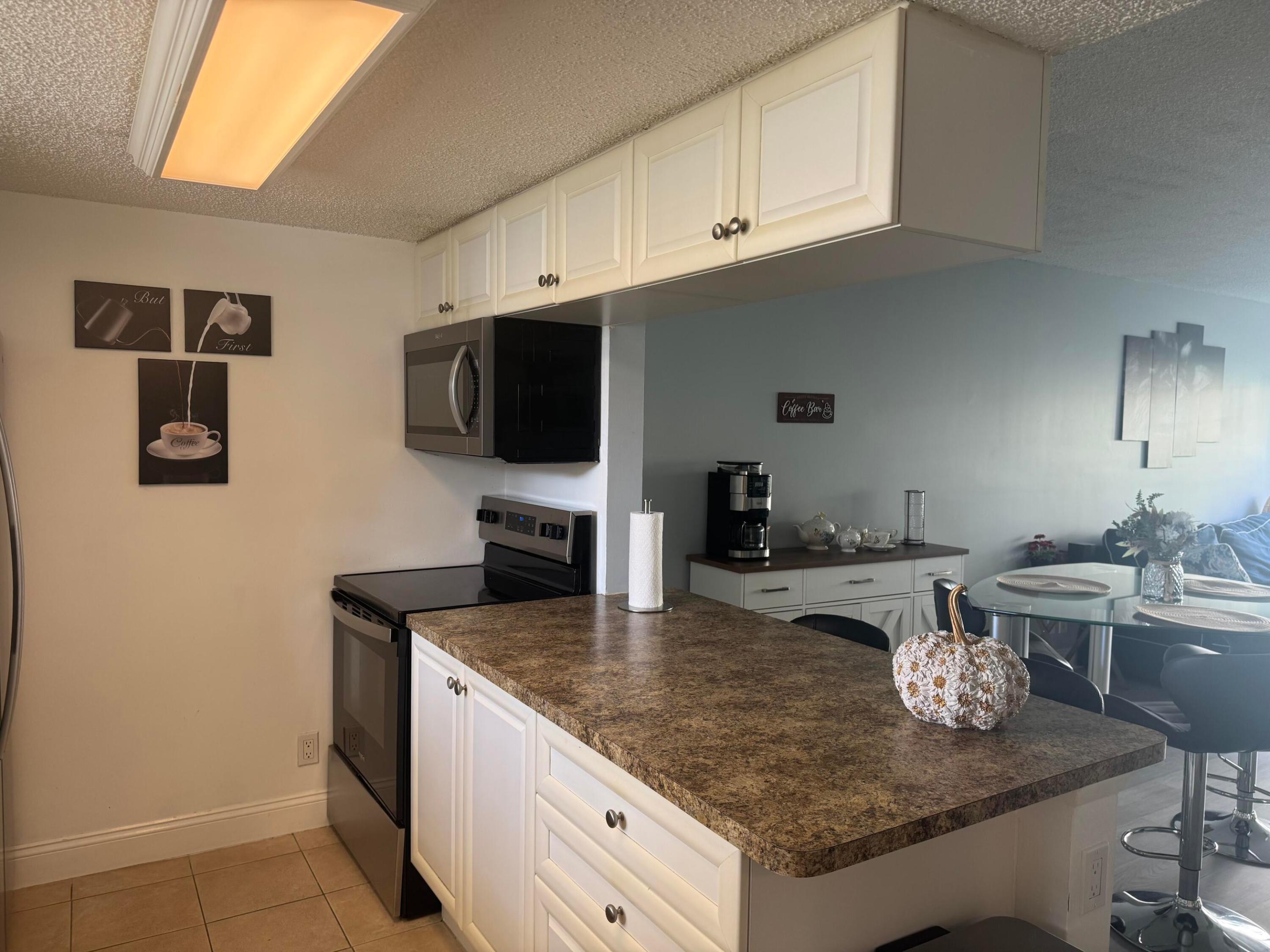 6331 La Costa Drive B Property Photo 1