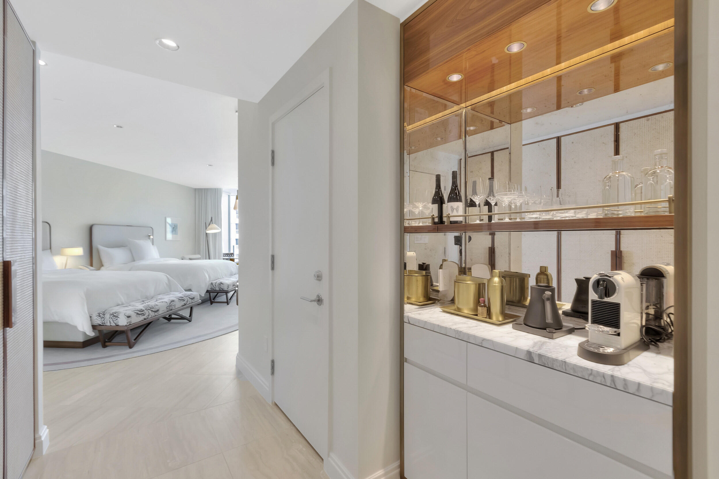 525 N Fort Lauderdale Beach Boulevard N 1704 Property Photo 11