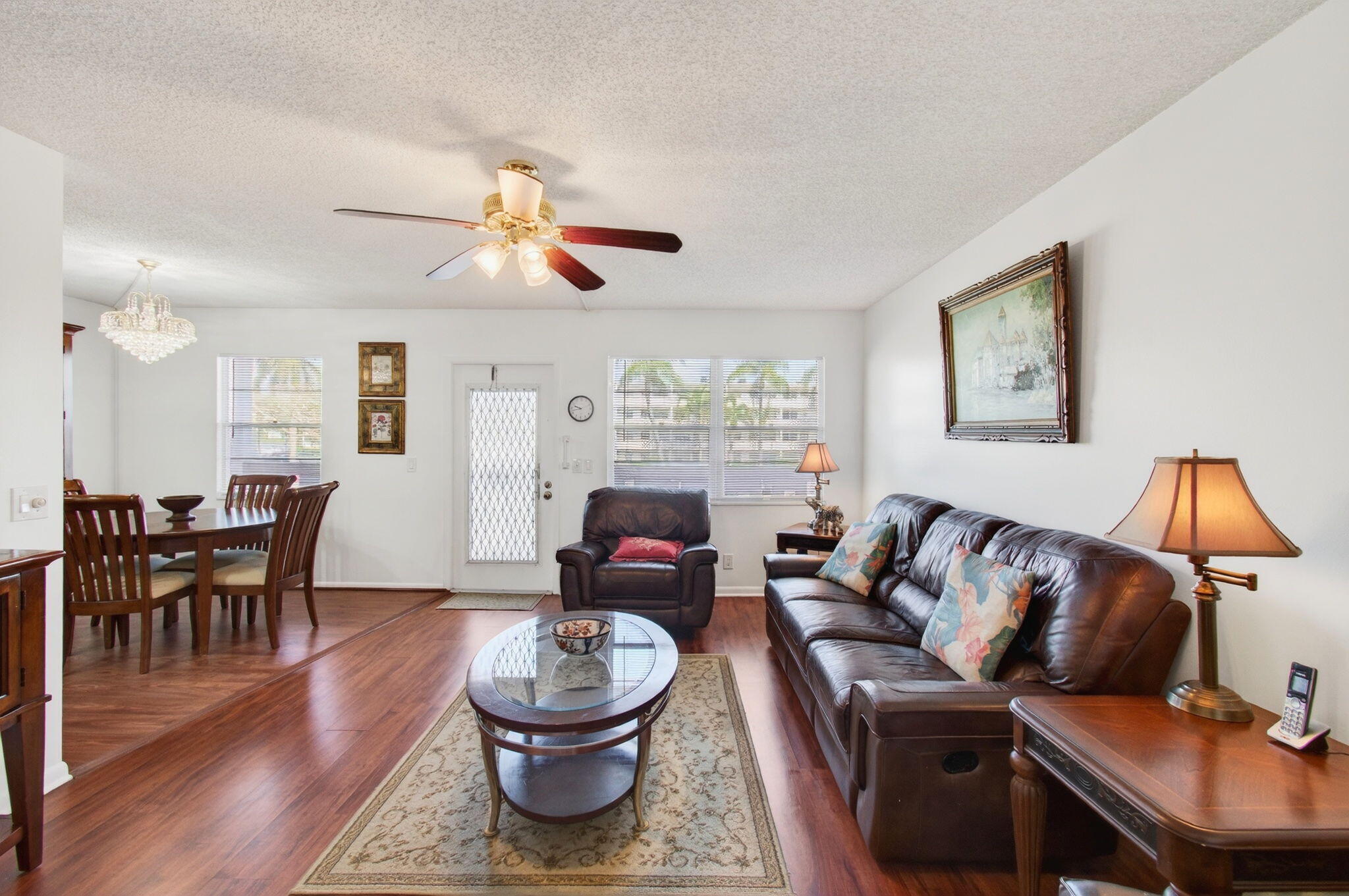 2035 Cornwall B Property Photo 17