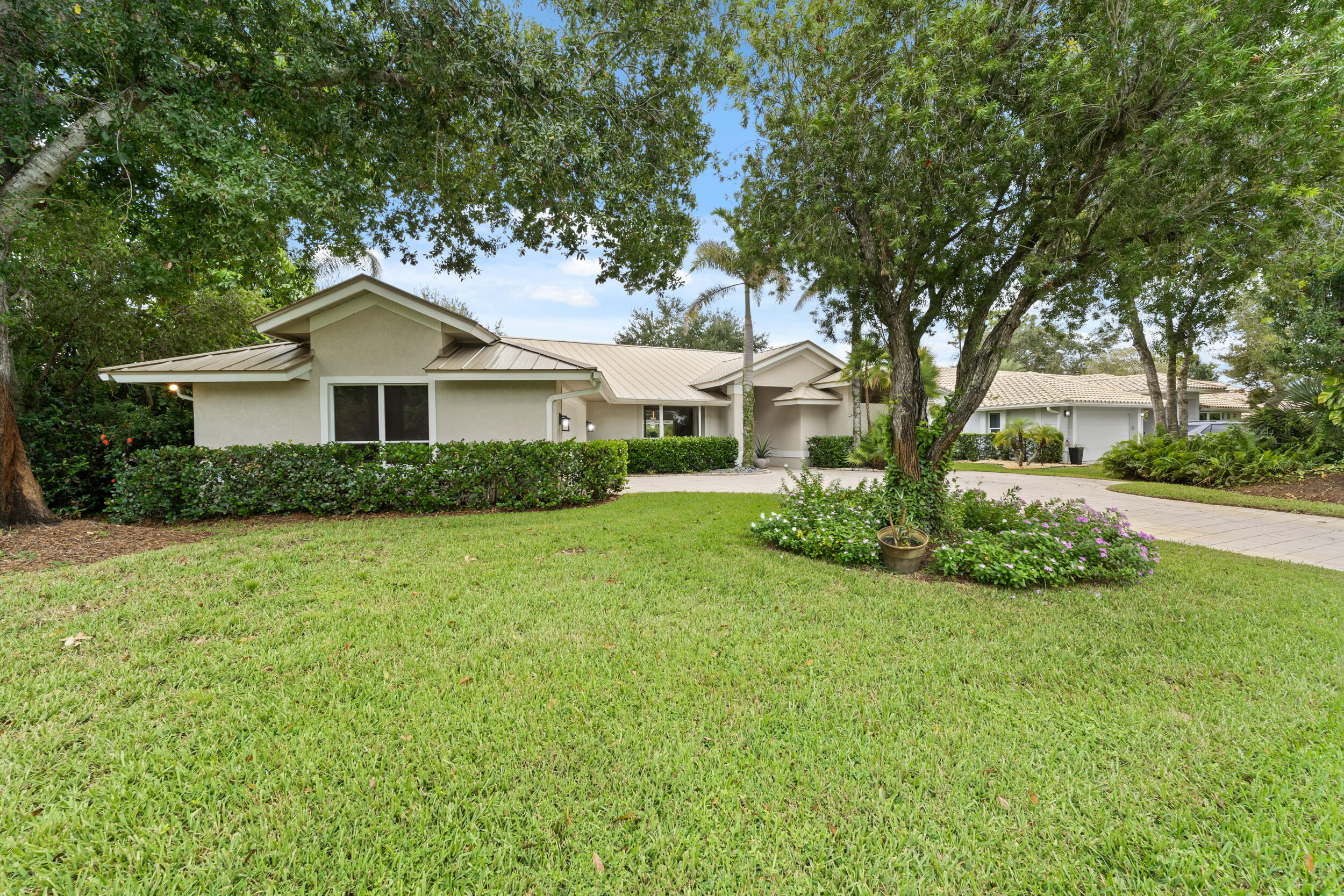 5608 Sw Landing Creek Drive Property Photo 6