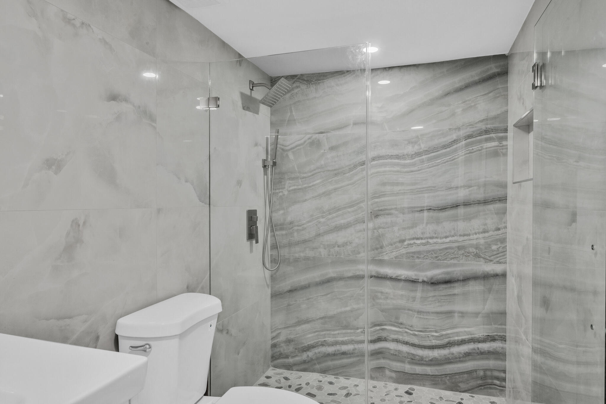 2851 S Ocean Boulevard Property Photo 9
