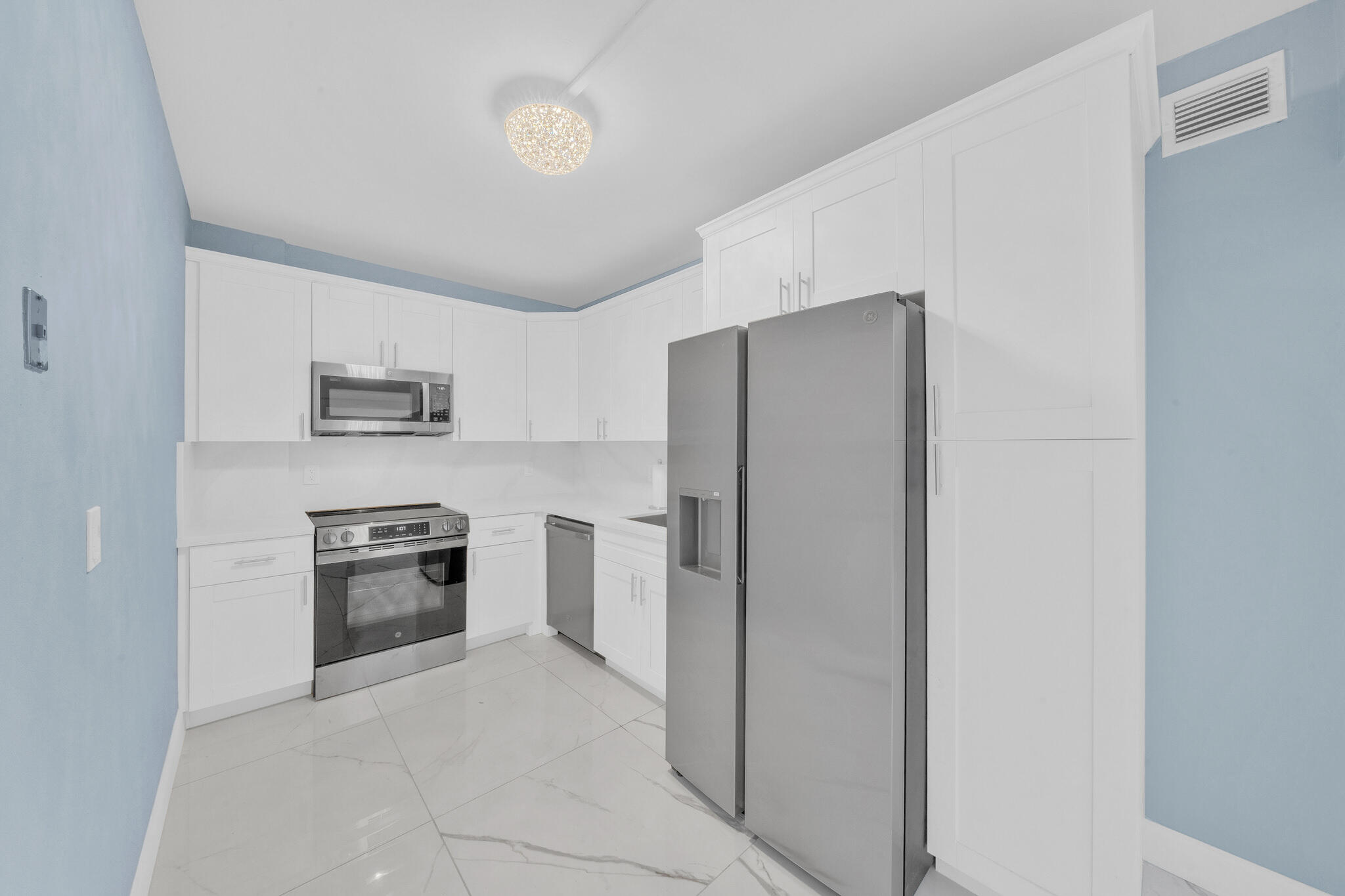 2851 S Ocean Boulevard Property Photo 21