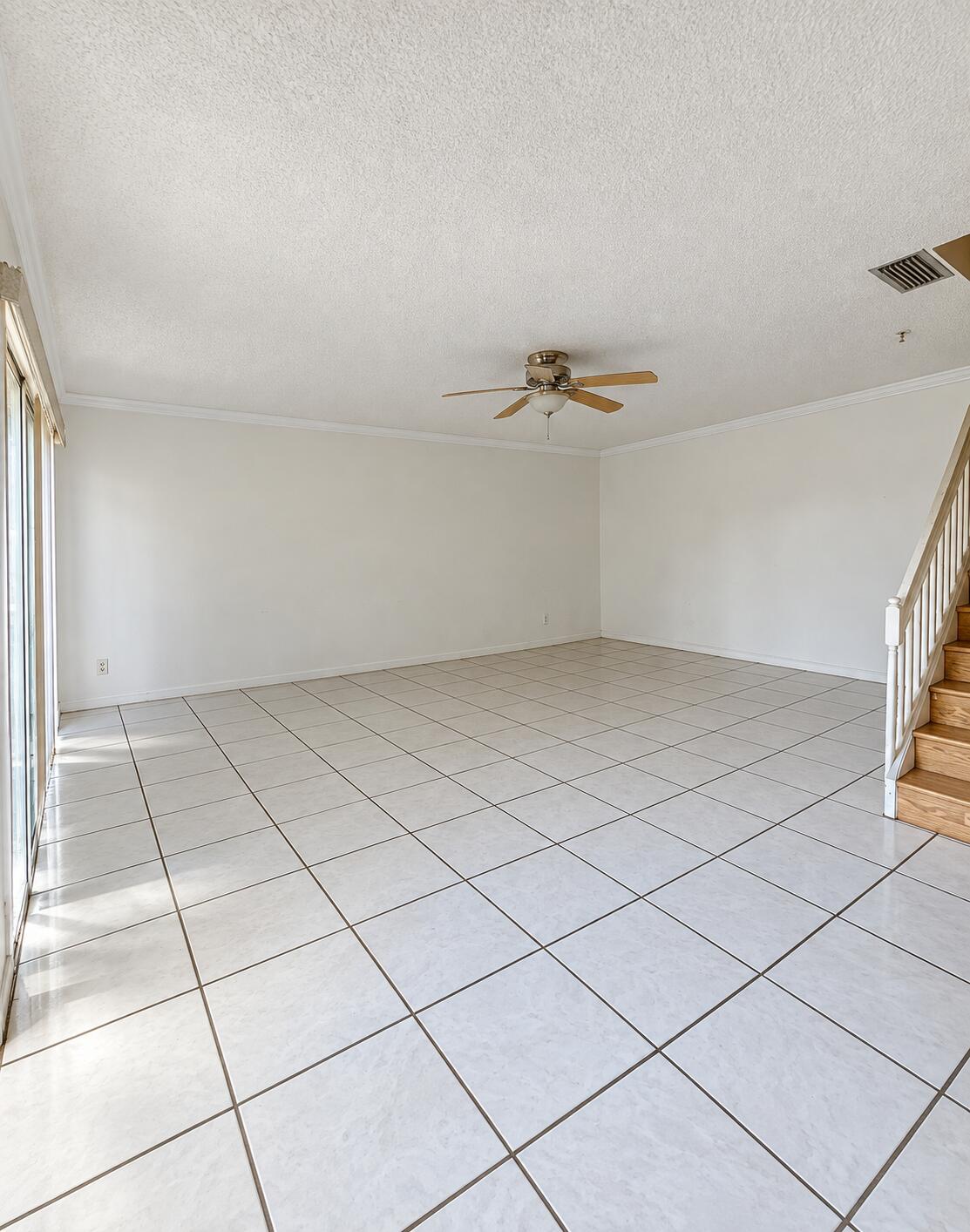 1795 N Congress Avenue Property Photo 3