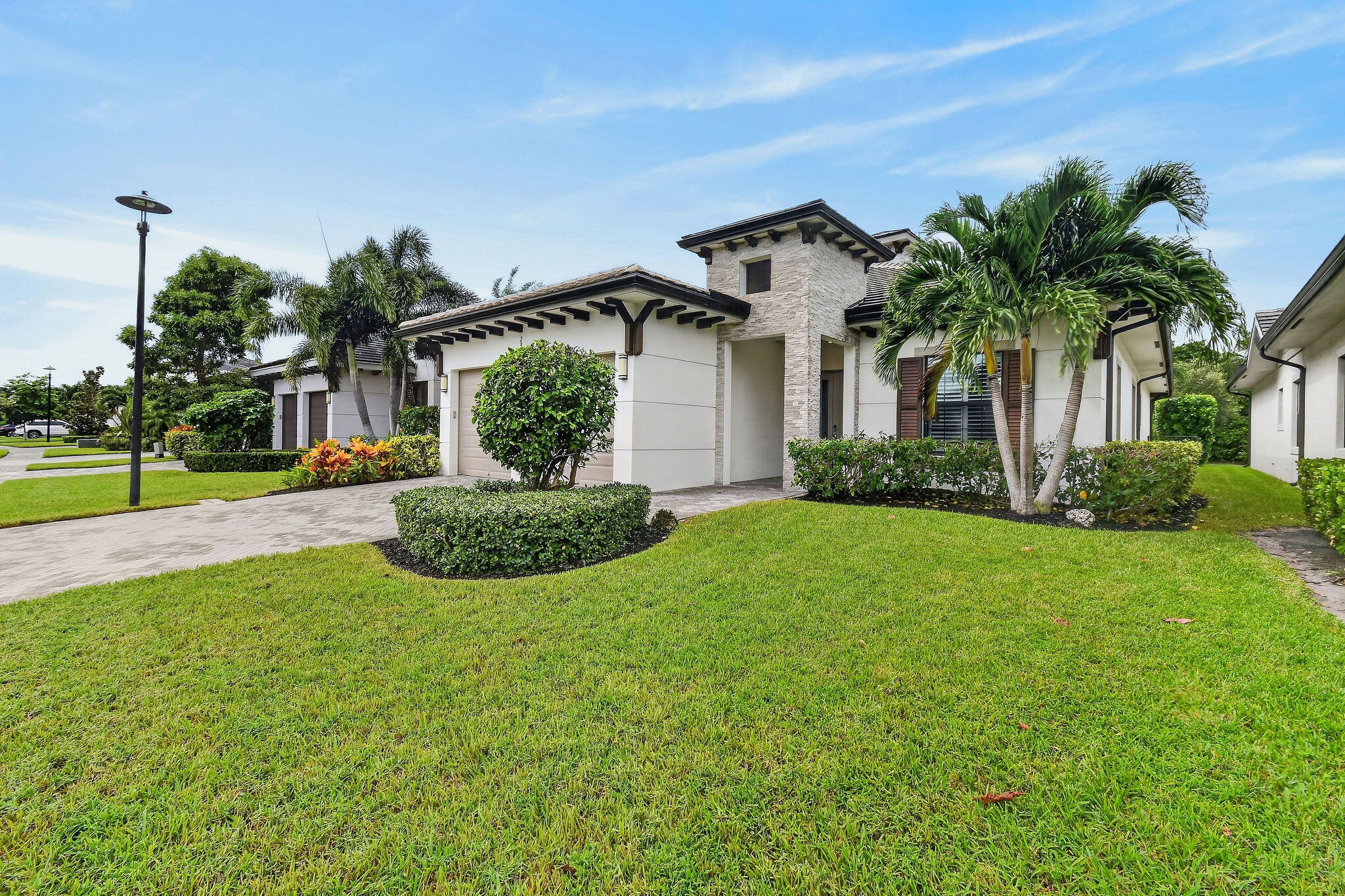 2948 Gin Berry Way Property Photo 1